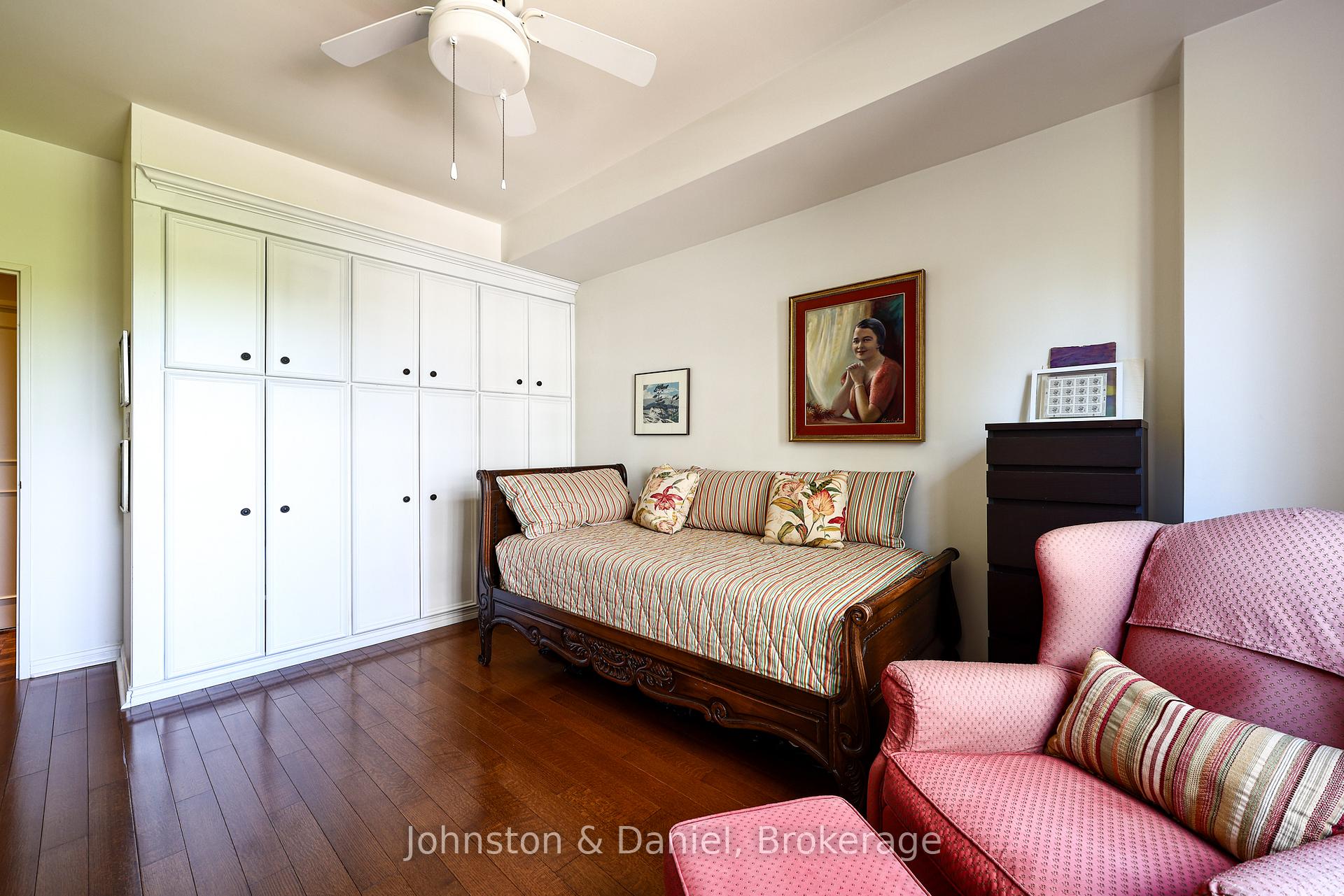 Photo 24 of Unit 401, 407 Walmer Road, Toronto, Casa Loma — HOMEH