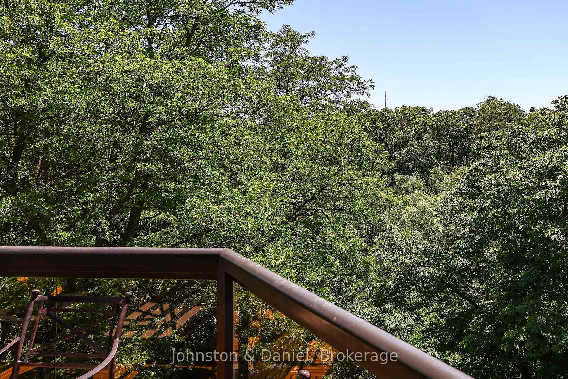 Photo 27 of Unit 401, 407 Walmer Road, Toronto, Casa Loma — HOMEH