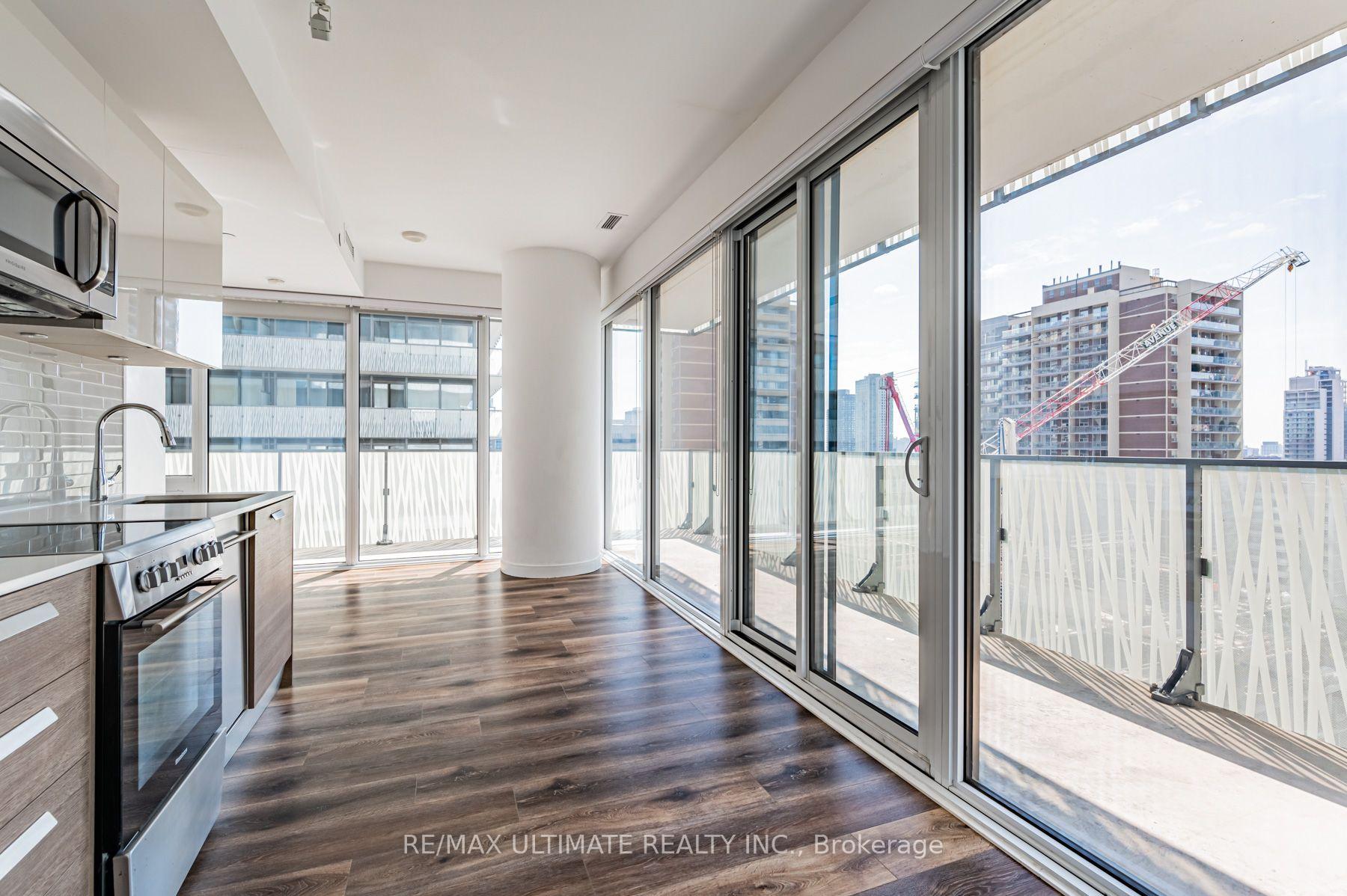 Photo 5 of Unit 1402, 42 Charles Street E, Toronto, Church-Yonge Corridor — HOMEH