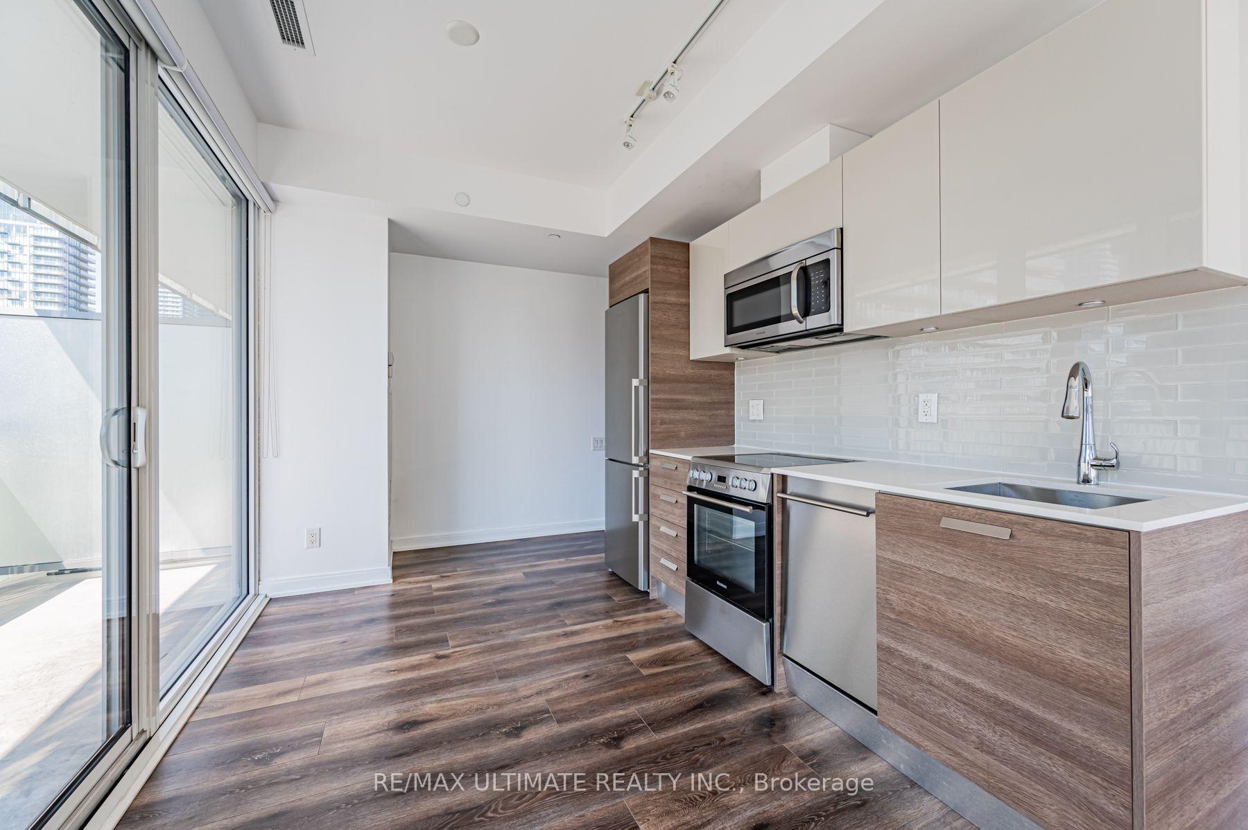 Photo 6 of Unit 1402, 42 Charles Street E, Toronto, Church-Yonge Corridor — HOMEH