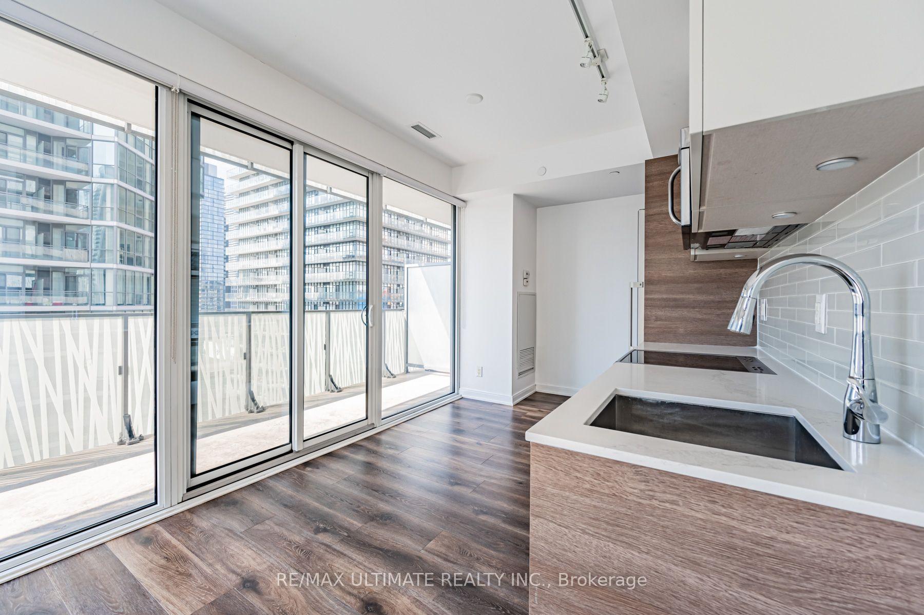 Photo 7 of Unit 1402, 42 Charles Street E, Toronto, Church-Yonge Corridor — HOMEH
