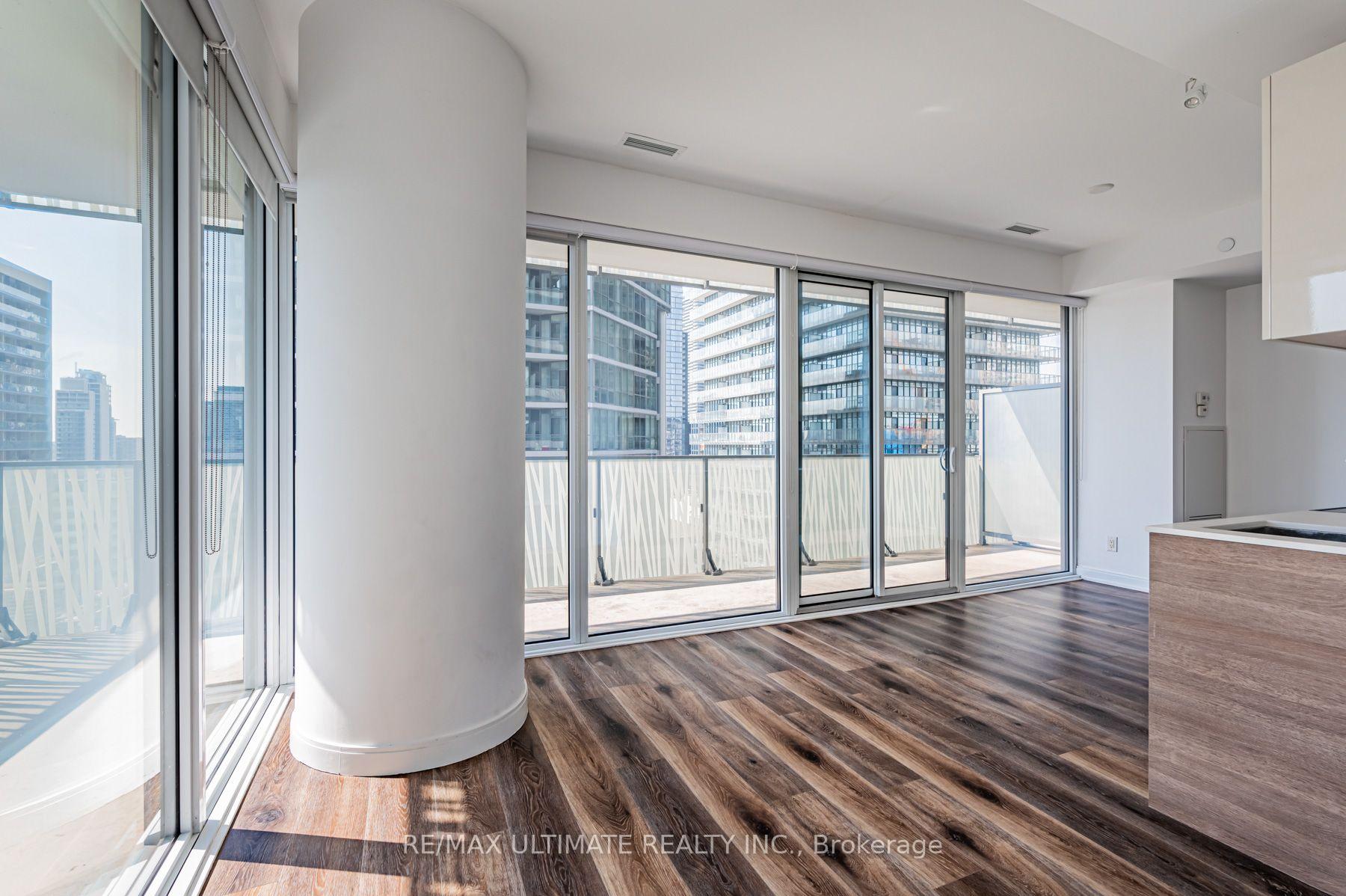 Photo 10 of Unit 1402, 42 Charles Street E, Toronto, Church-Yonge Corridor — HOMEH