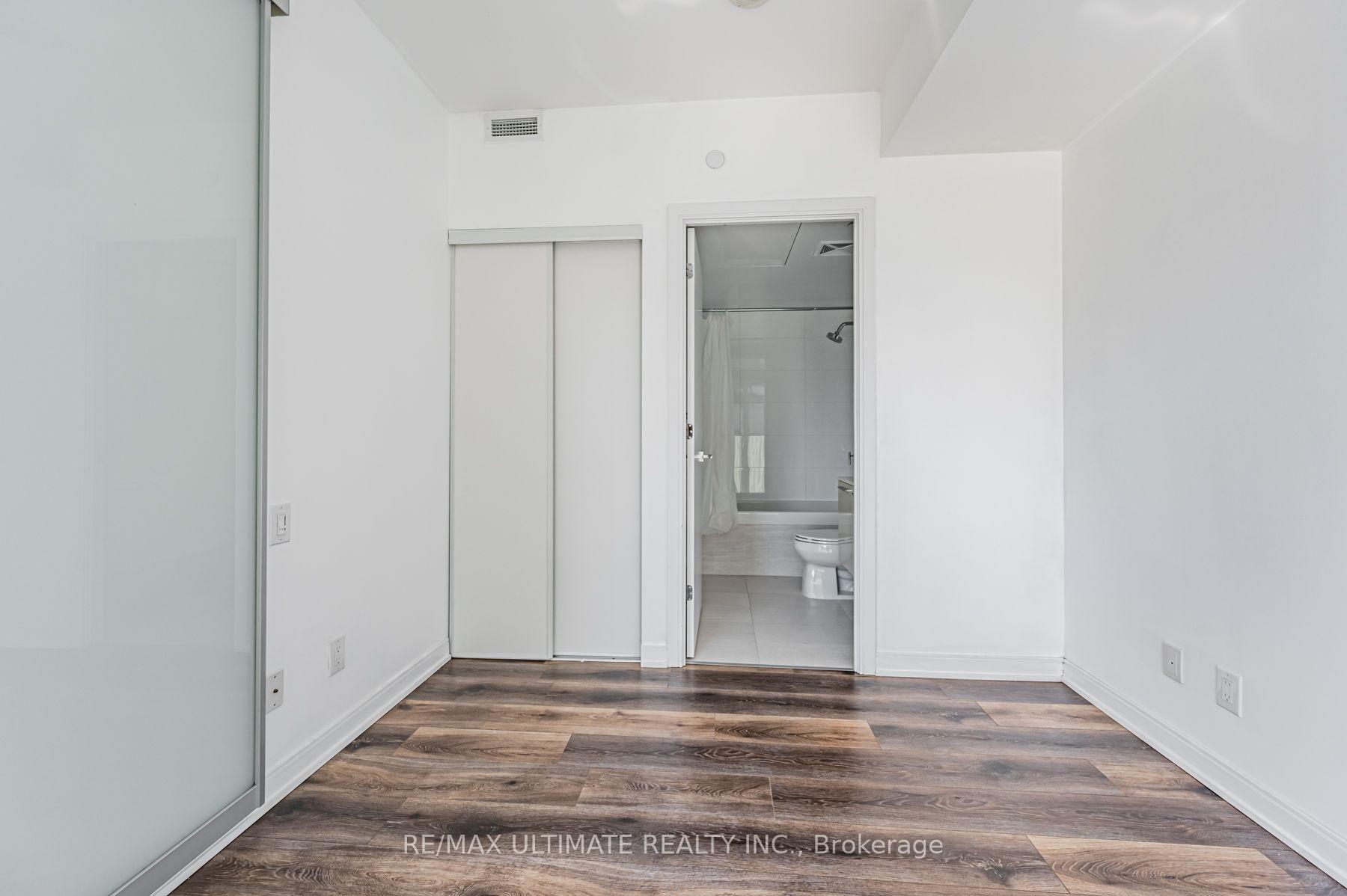 Photo 13 of Unit 1402, 42 Charles Street E, Toronto, Church-Yonge Corridor — HOMEH