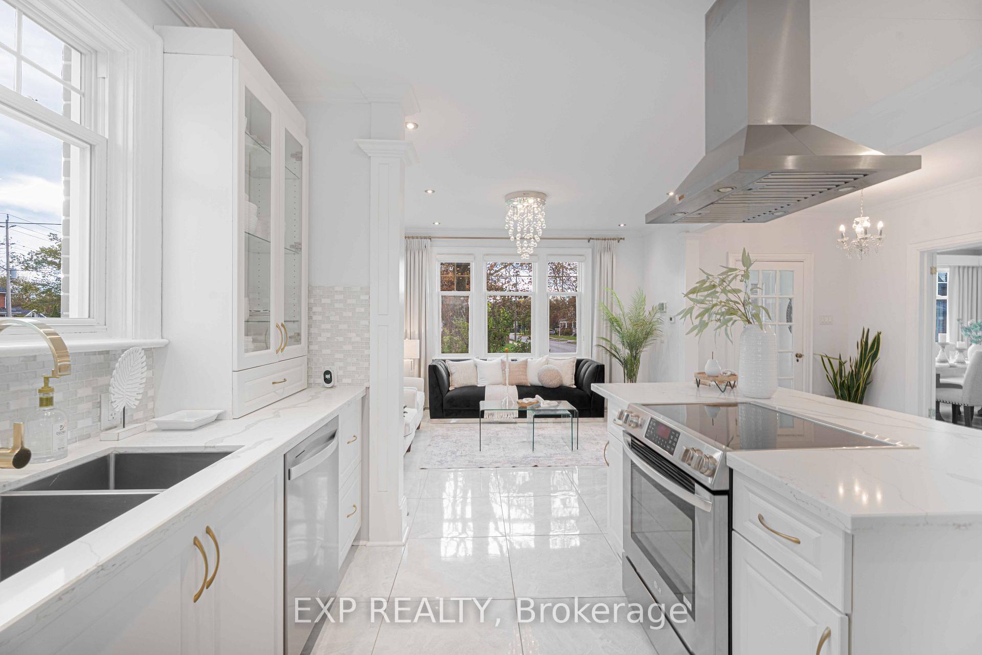 Photo 11 of 308 King Street E, Oshawa, O'Neill — HOMEH