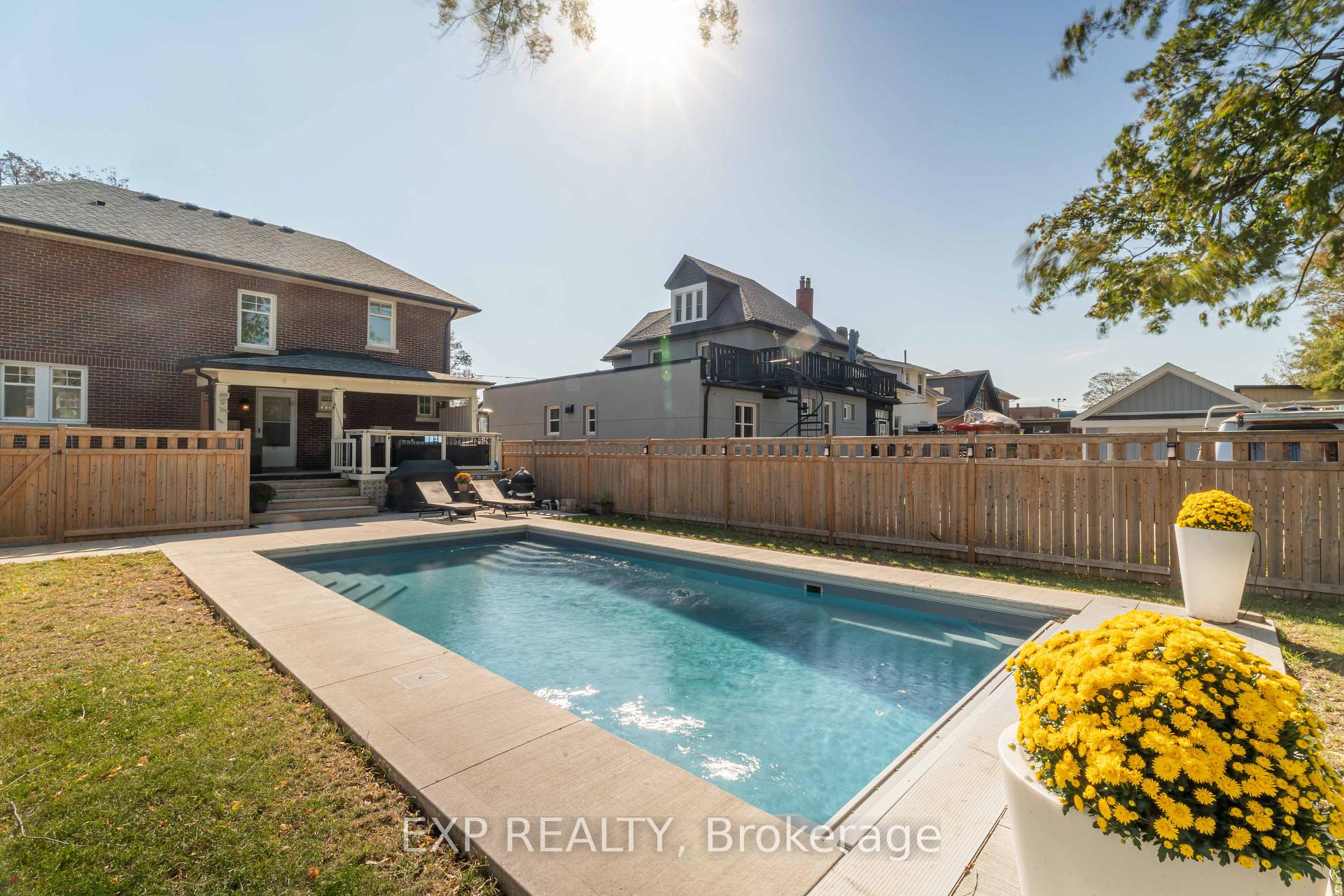 Photo 46 of 308 King Street E, Oshawa, O'Neill — HOMEH