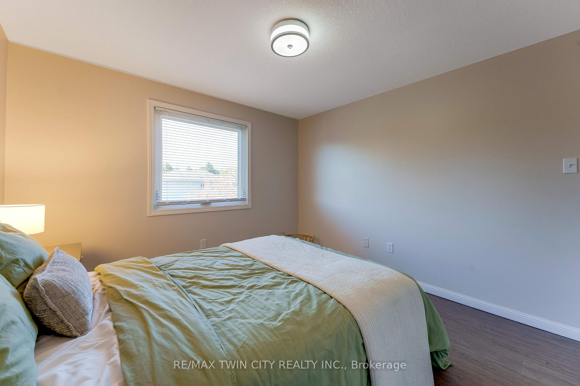 Photo 27 of 268 Keewatin Avenue, Kitchener, Grand River North — HOMEH
