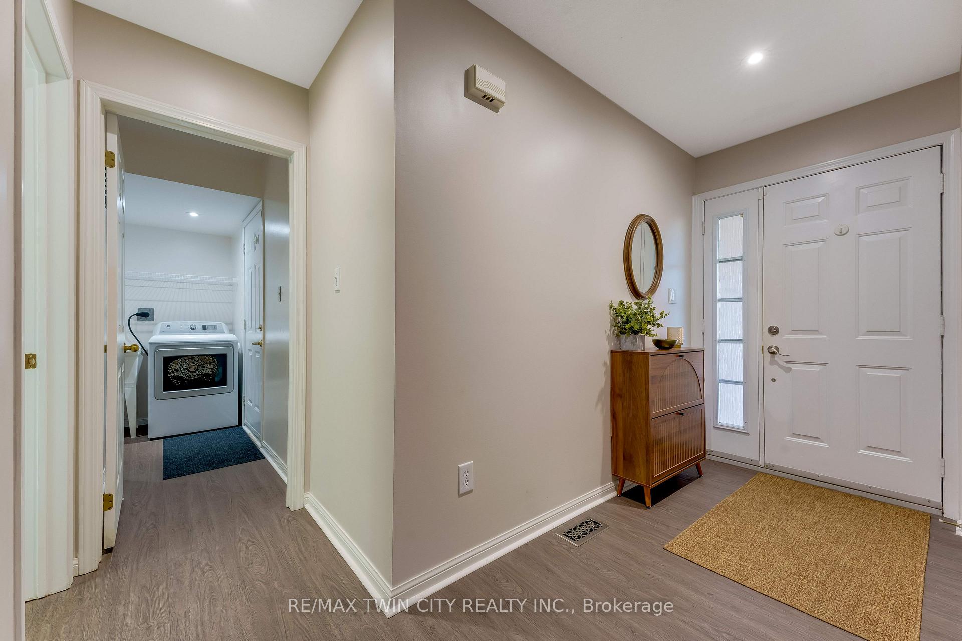 Photo 29 of 268 Keewatin Avenue, Kitchener, Grand River North — HOMEH