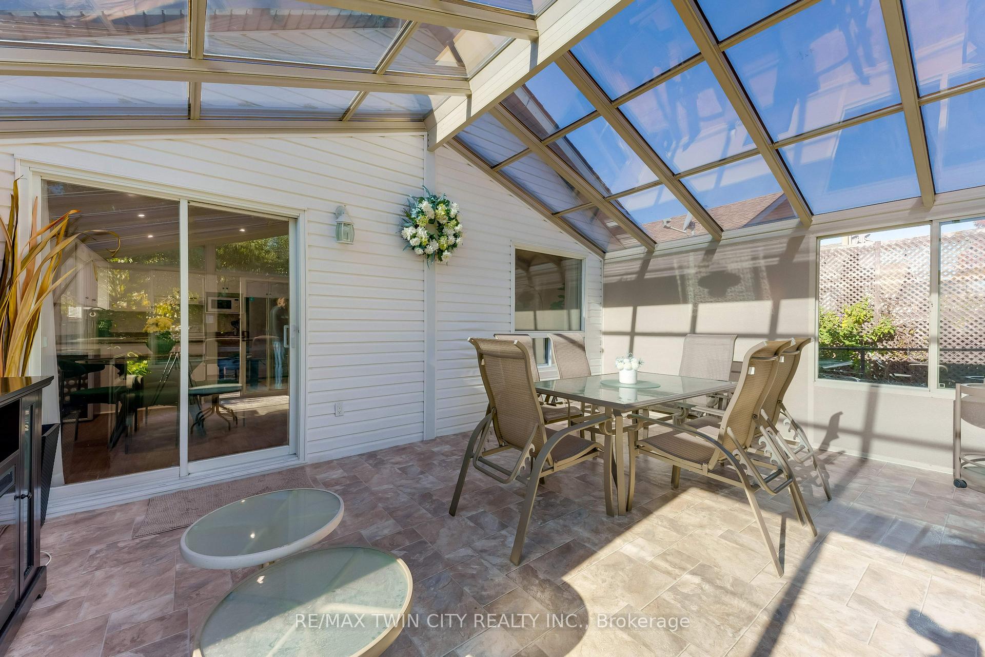 Photo 36 of 268 Keewatin Avenue, Kitchener, Grand River North — HOMEH
