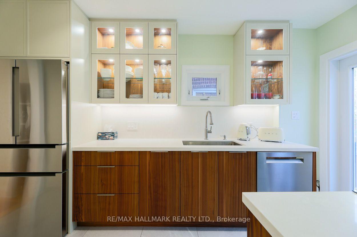Photo 13 of 142 Hillsdale Avenue E, Toronto, Mount Pleasant West — HOMEH