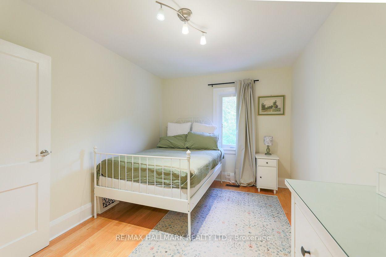 Photo 19 of 142 Hillsdale Avenue E, Toronto, Mount Pleasant West — HOMEH