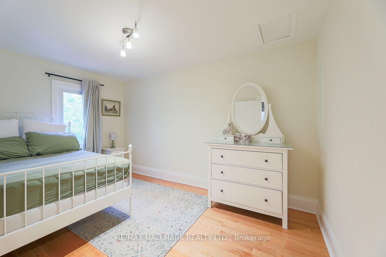 Photo 20 of 142 Hillsdale Avenue E, Toronto, Mount Pleasant West — HOMEH