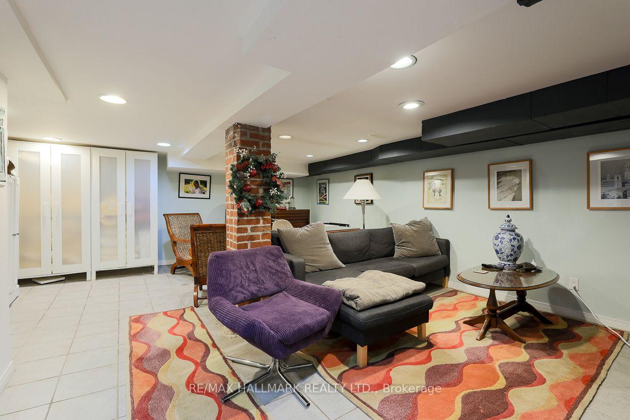 Photo 23 of 142 Hillsdale Avenue E, Toronto, Mount Pleasant West — HOMEH