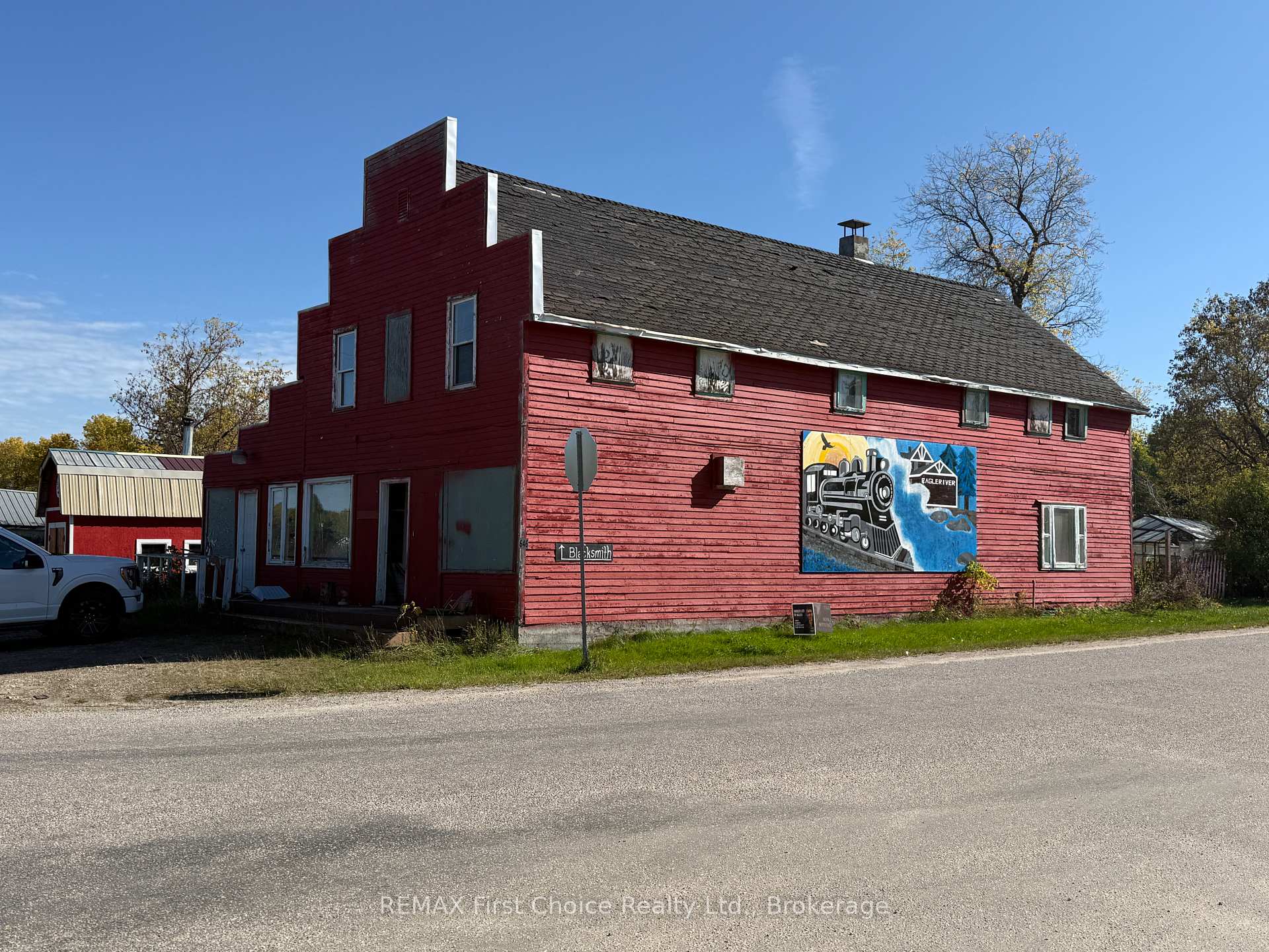 Photo of 646 Hwy 594