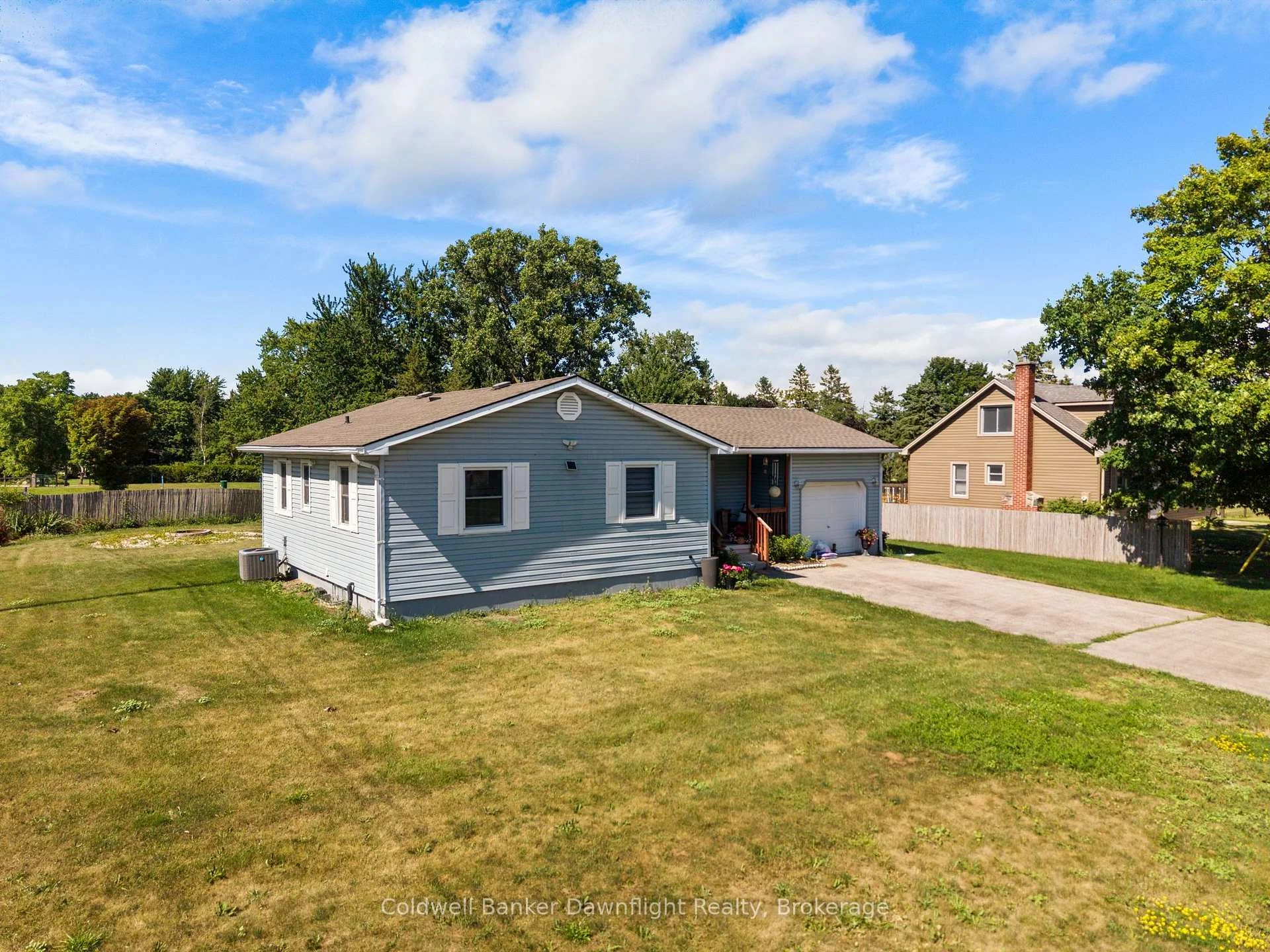 Photo 6 of 36810 Crediton Road, South Huron, Stephen — HOMEH
