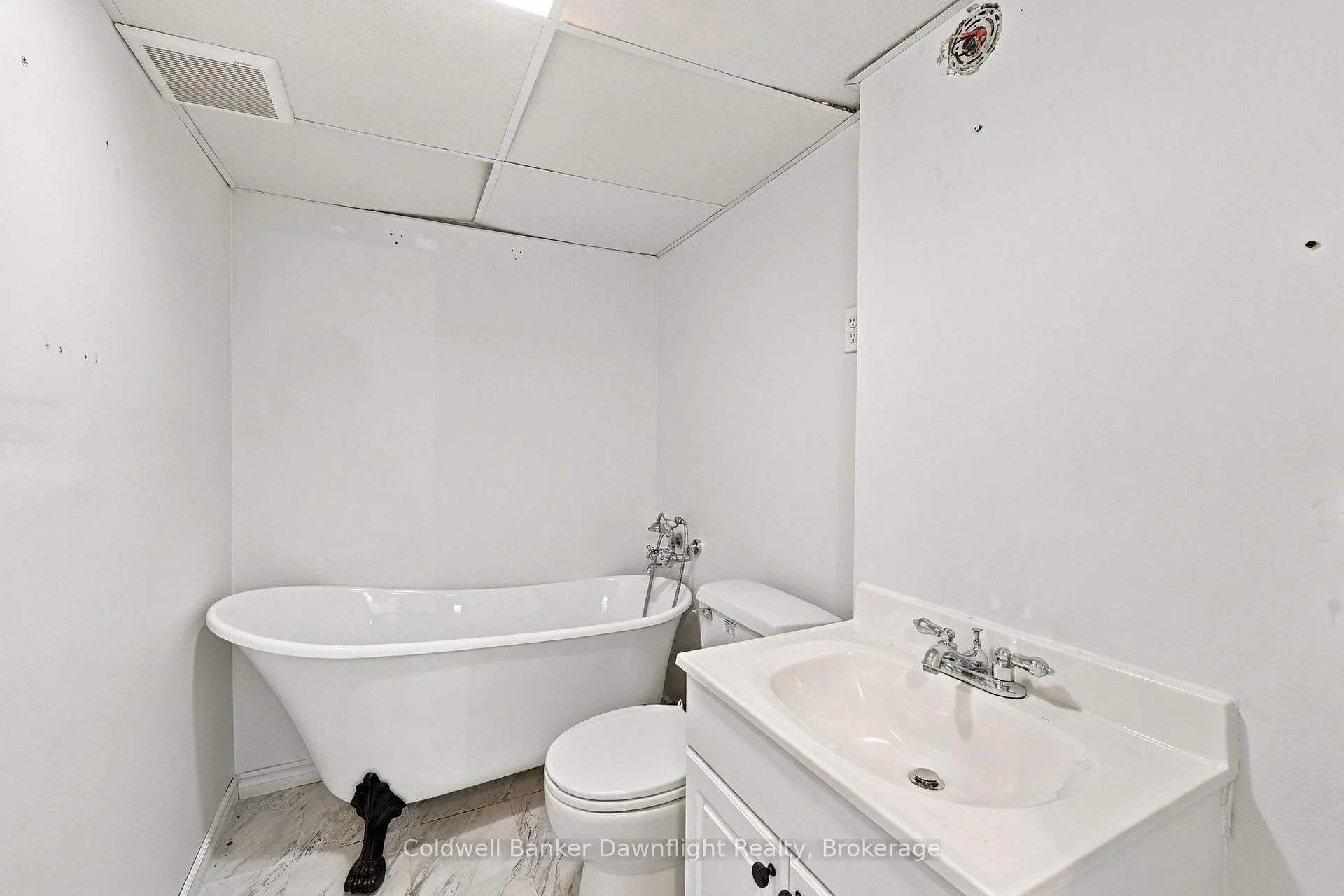 Photo 54 of 36810 Crediton Road, South Huron, Stephen — HOMEH