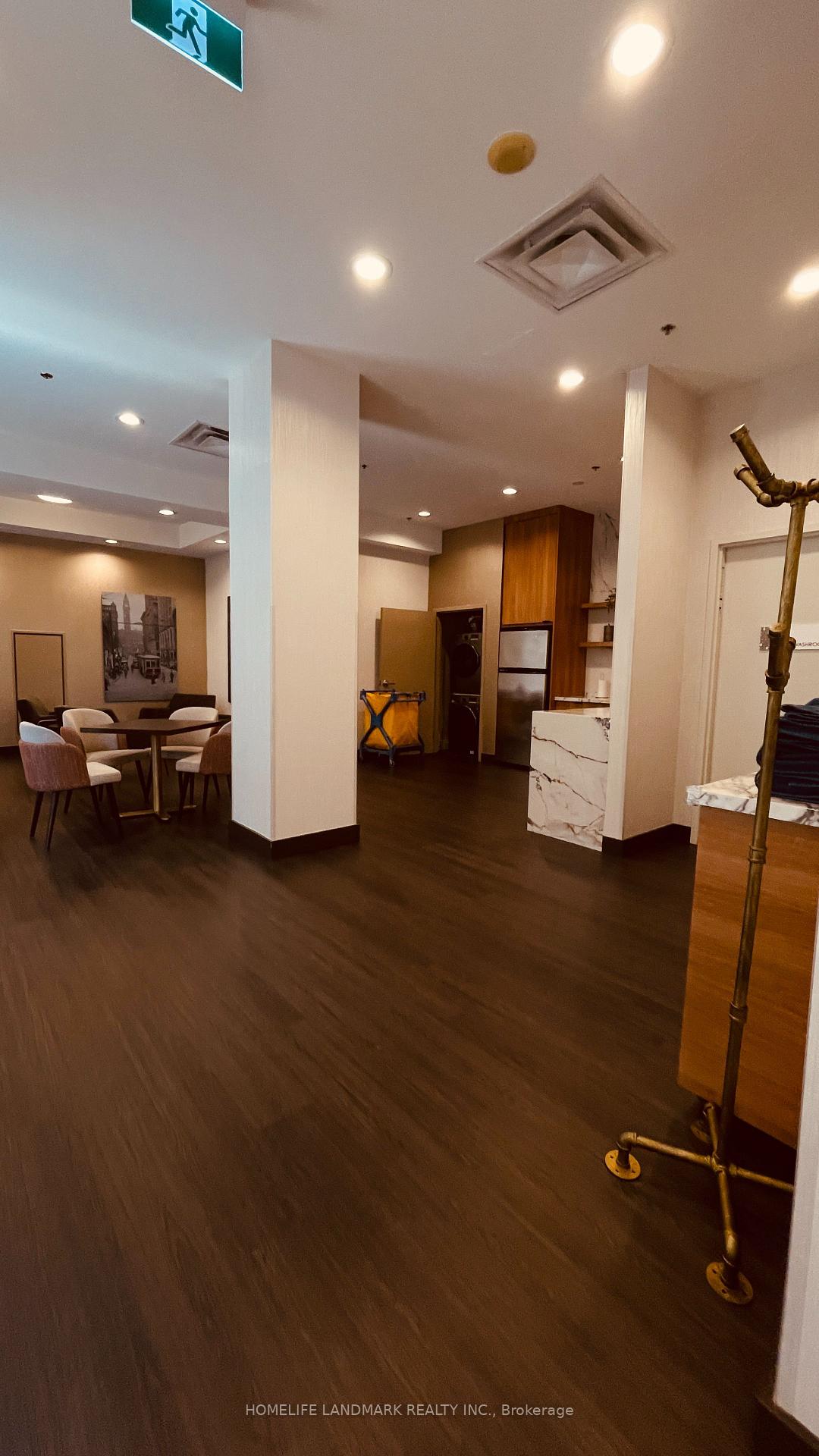 Photo 11 of Unit 803, 736 Spadina Avenue, Toronto, University — HOMEH
