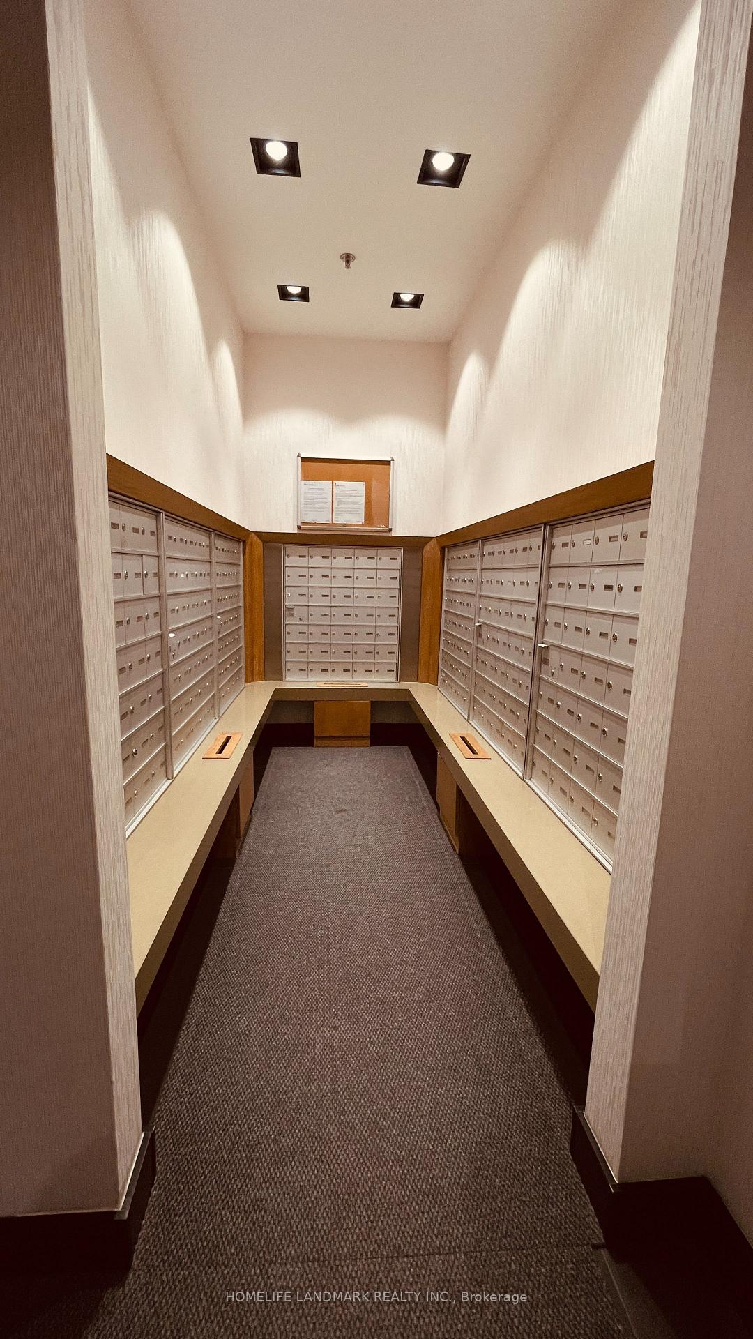 Photo 12 of Unit 803, 736 Spadina Avenue, Toronto, University — HOMEH