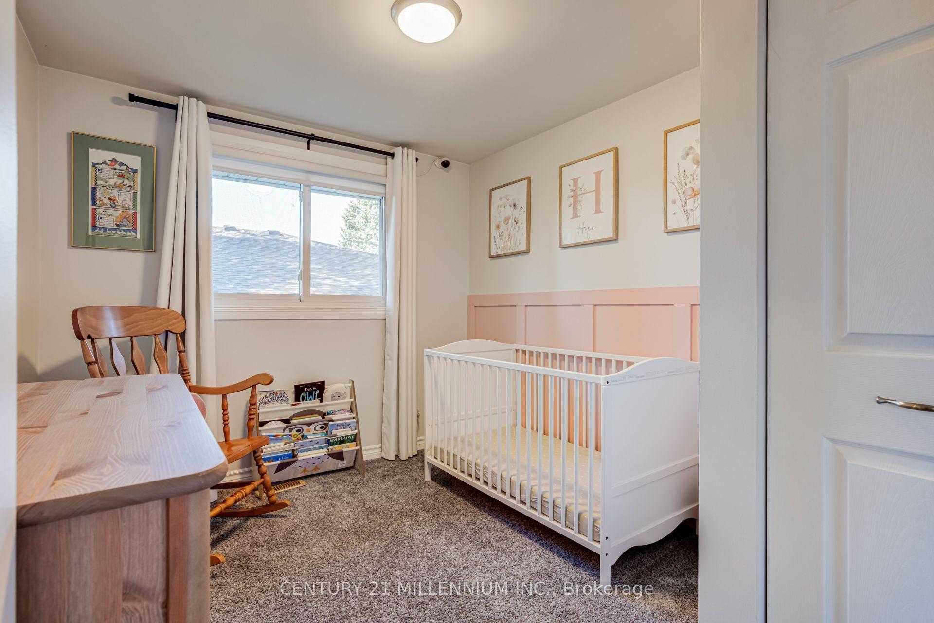 Photo 16 of 73 Baird Avenue, Kitchener, Heritage Park - Kitchener — HOMEH