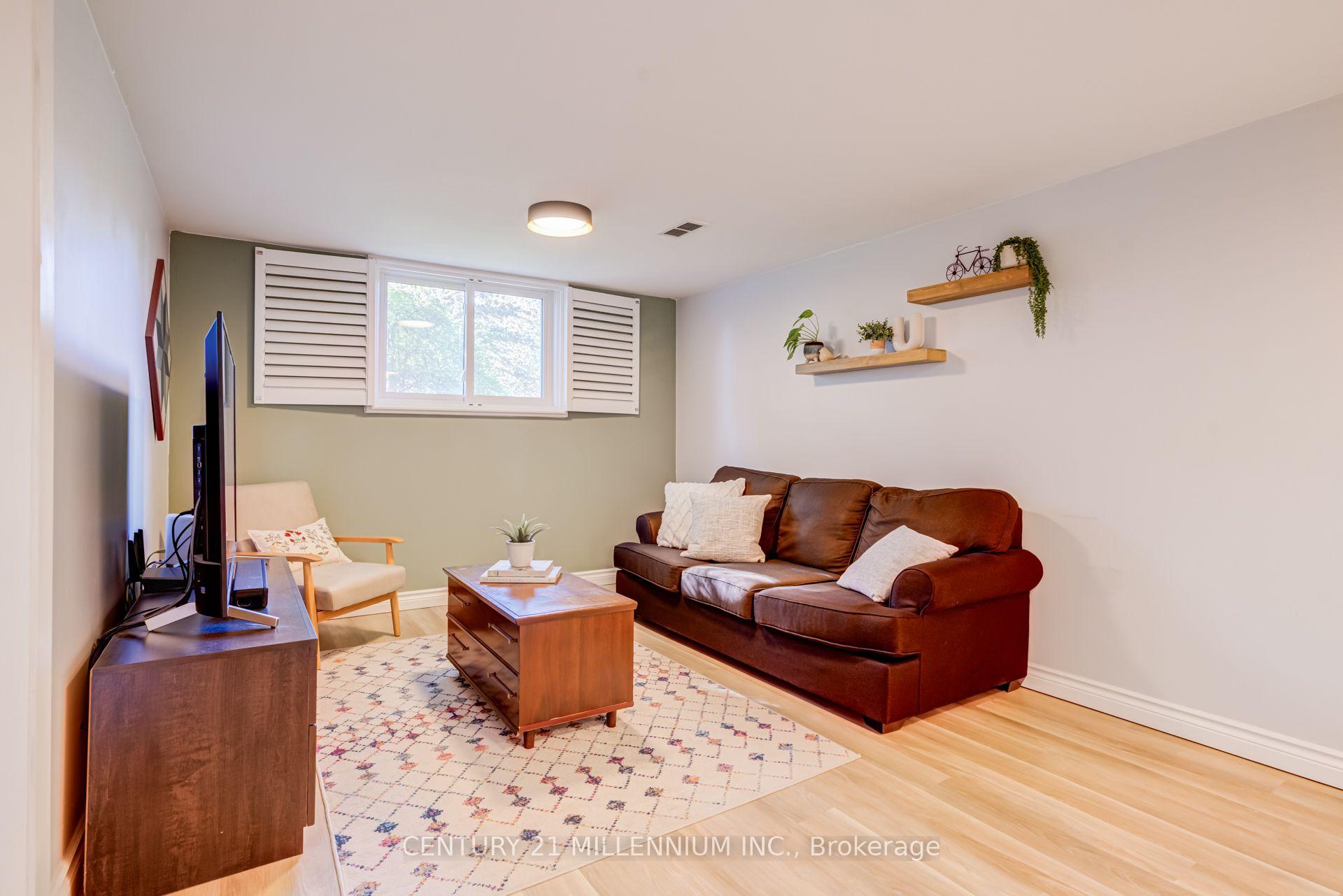 Photo 21 of 73 Baird Avenue, Kitchener, Heritage Park - Kitchener — HOMEH