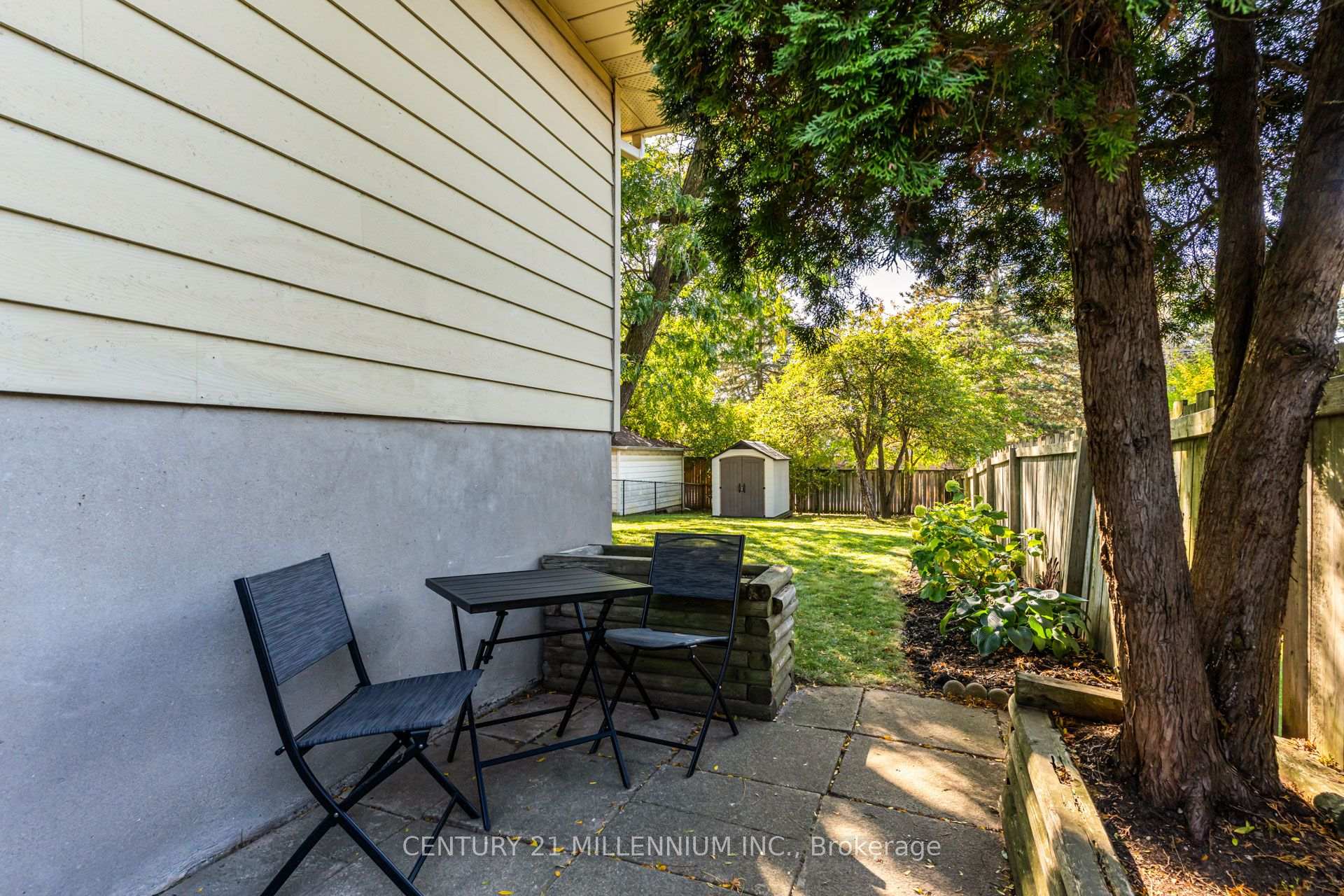 Photo 27 of 73 Baird Avenue, Kitchener, Heritage Park - Kitchener — HOMEH