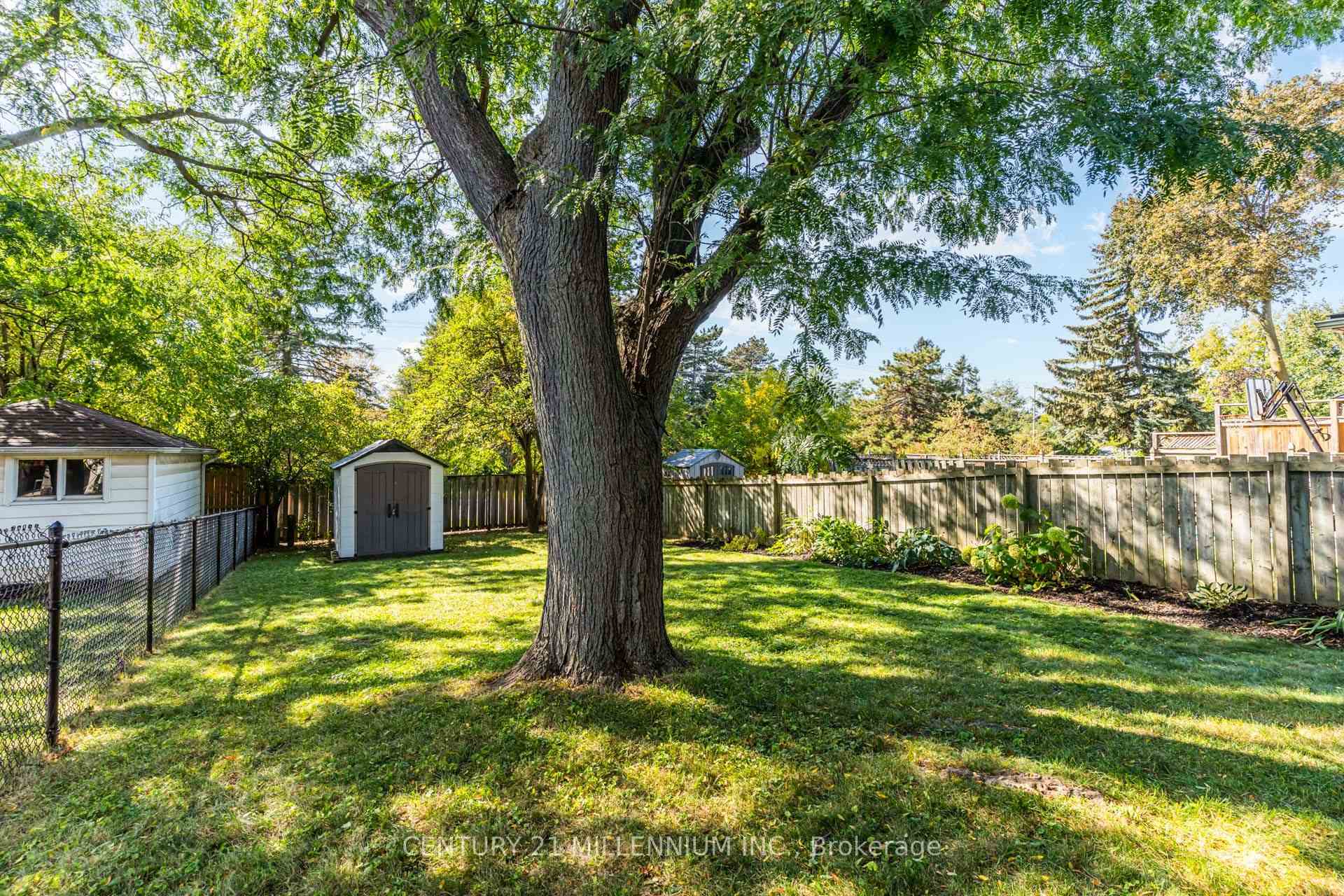 Photo 29 of 73 Baird Avenue, Kitchener, Heritage Park - Kitchener — HOMEH