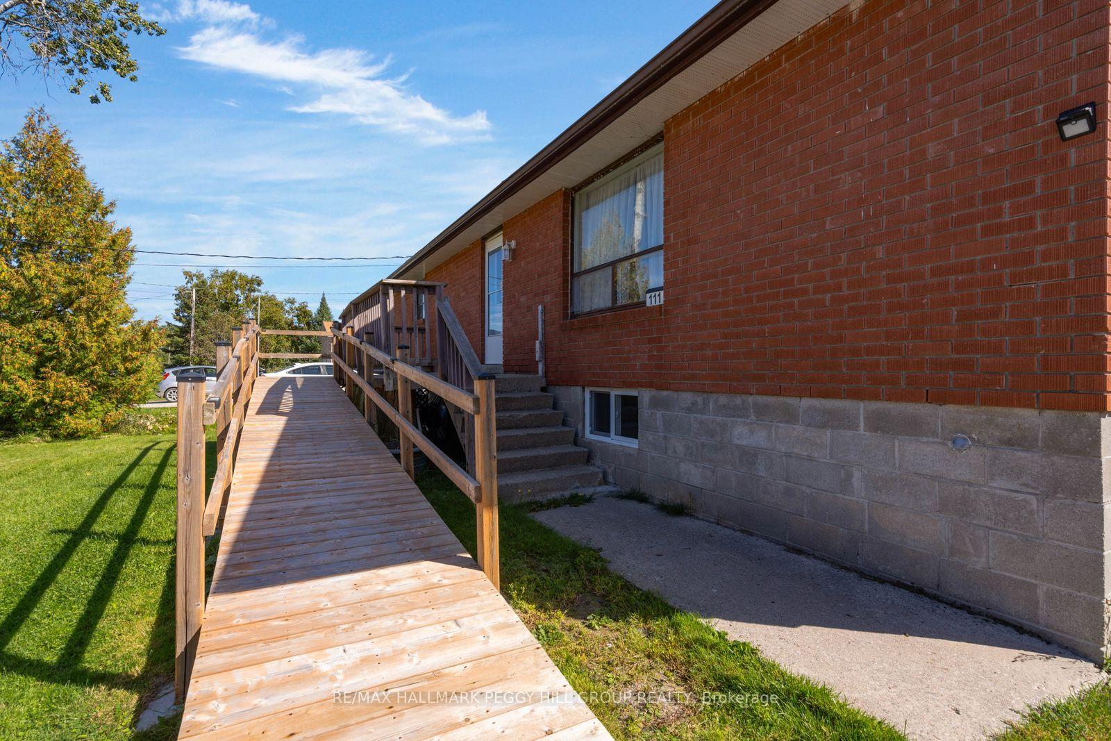Photo 4 of 111 Osborne Street, Tay, Victoria Harbour — HOMEH