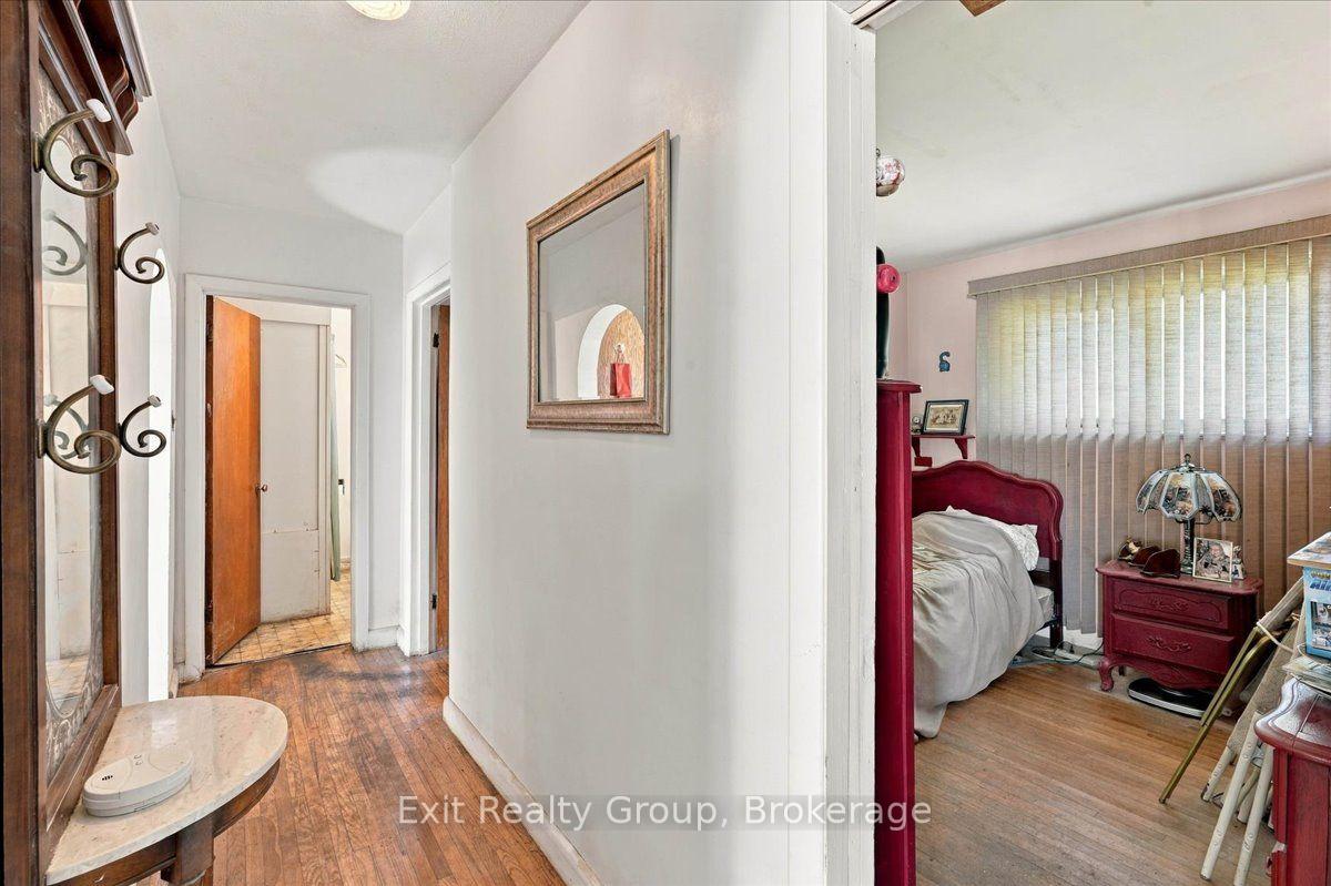 Photo 16 of 196 Yeomans Street, Belleville, Belleville Ward — HOMEH
