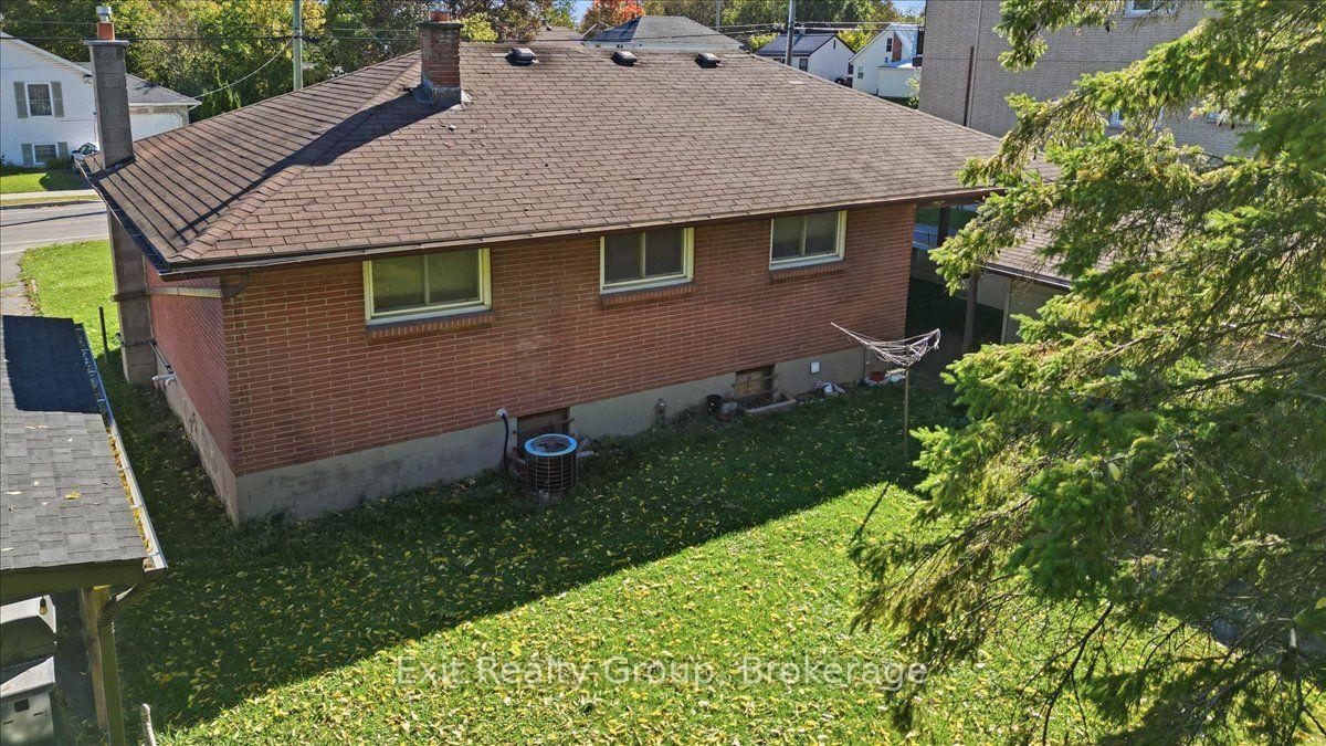 Photo 30 of 196 Yeomans Street, Belleville, Belleville Ward — HOMEH