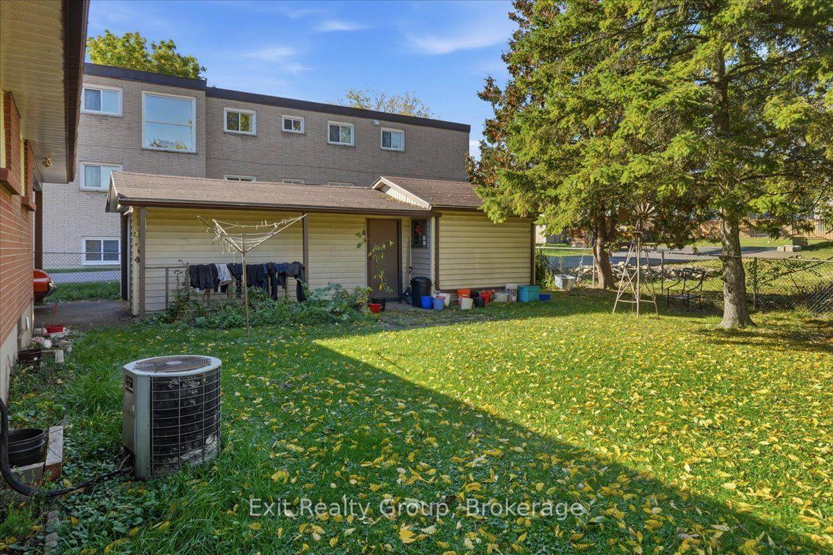 Photo 32 of 196 Yeomans Street, Belleville, Belleville Ward — HOMEH