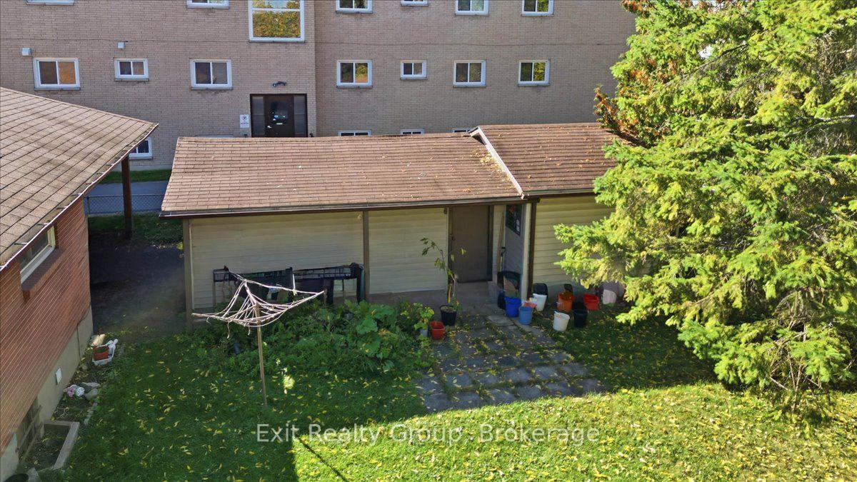 Photo 35 of 196 Yeomans Street, Belleville, Belleville Ward — HOMEH