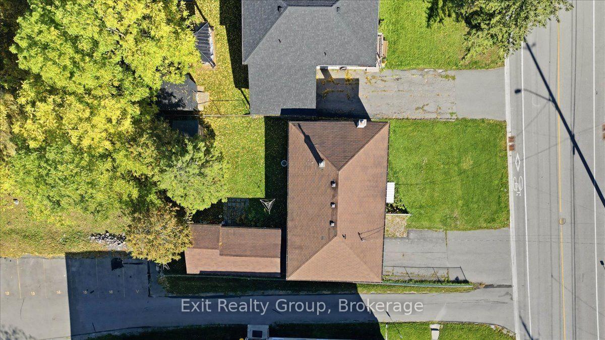 Photo 37 of 196 Yeomans Street, Belleville, Belleville Ward — HOMEH