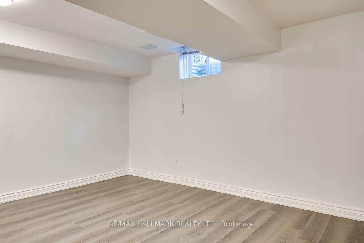 Photo 25 of 44 Michael Drive, Richmond Hill, North Richvale — HOMEH