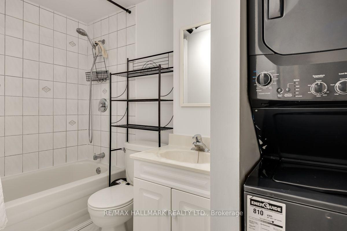 Photo 26 of 44 Michael Drive, Richmond Hill, North Richvale — HOMEH