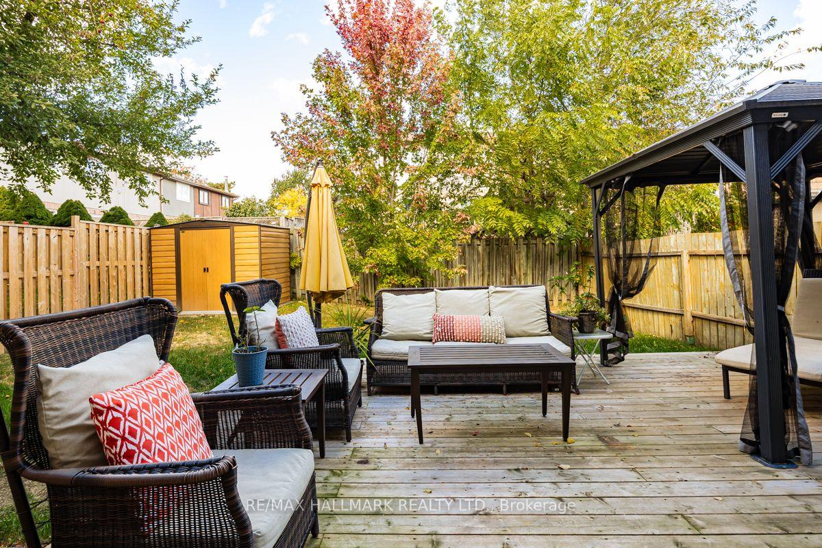 Photo 27 of 44 Michael Drive, Richmond Hill, North Richvale — HOMEH
