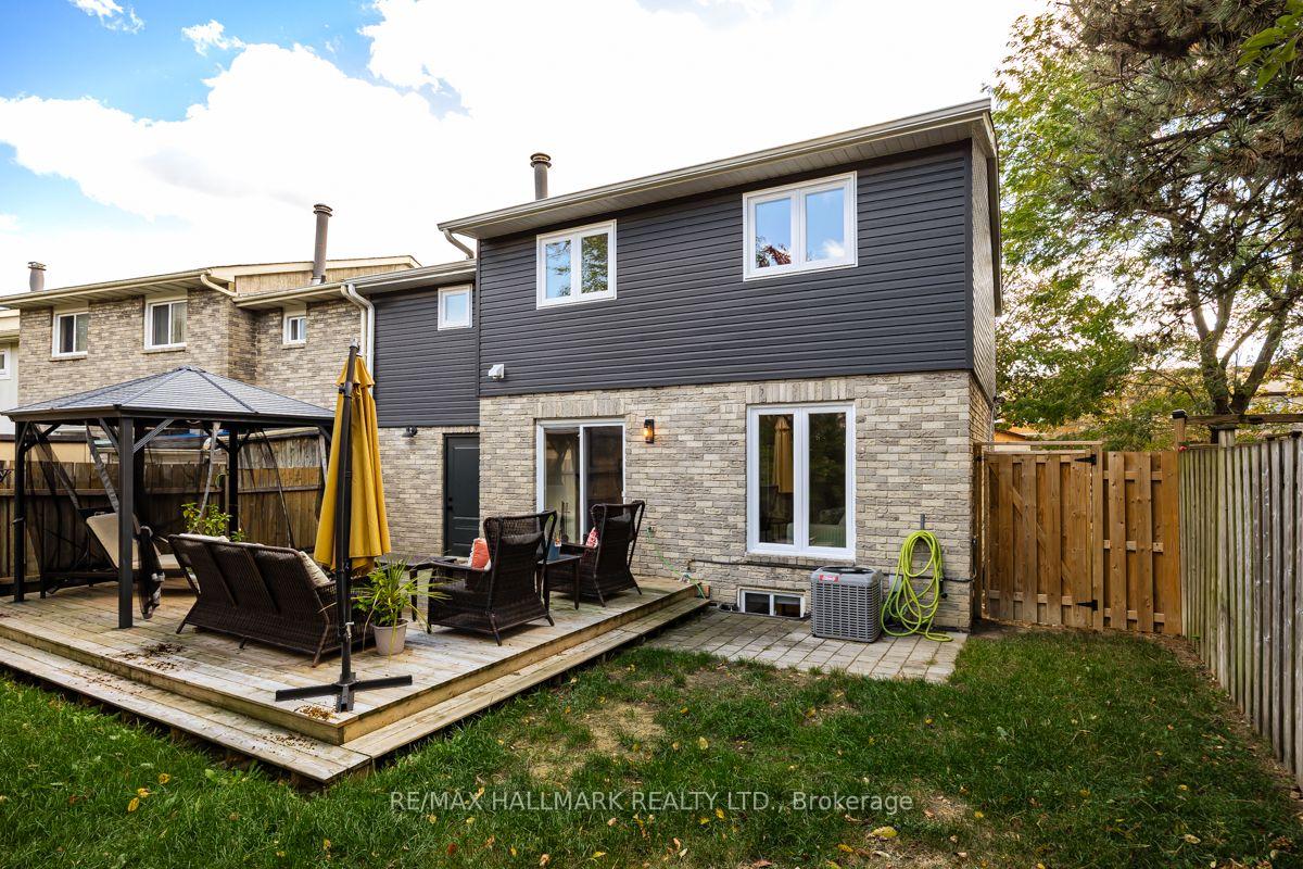 Photo 31 of 44 Michael Drive, Richmond Hill, North Richvale — HOMEH