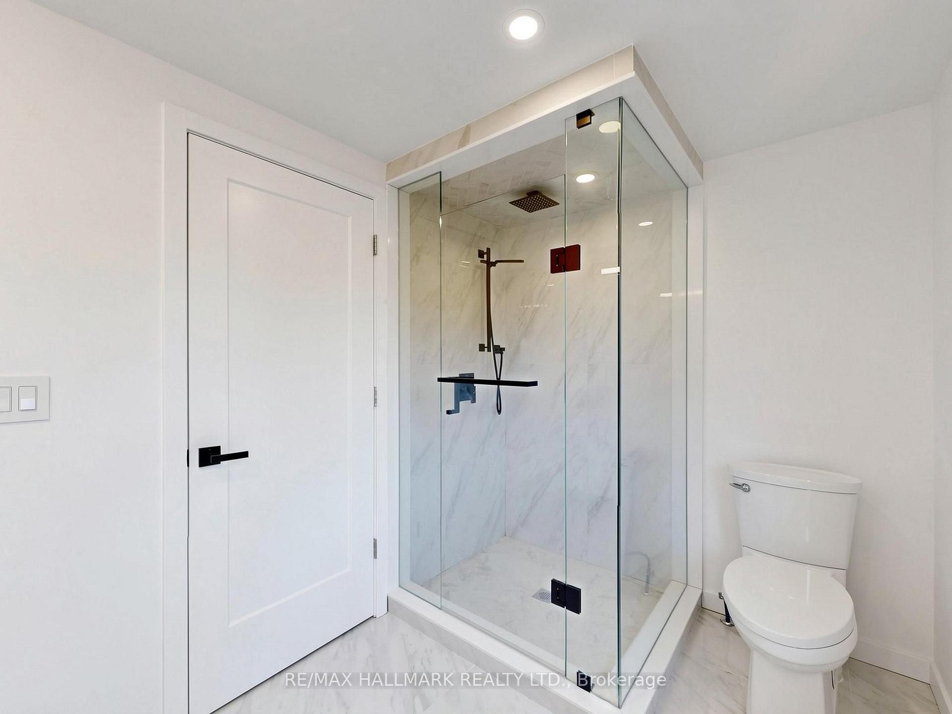 Photo 24 of 400 Handley Crescent, Newmarket, Central Newmarket — HOMEH