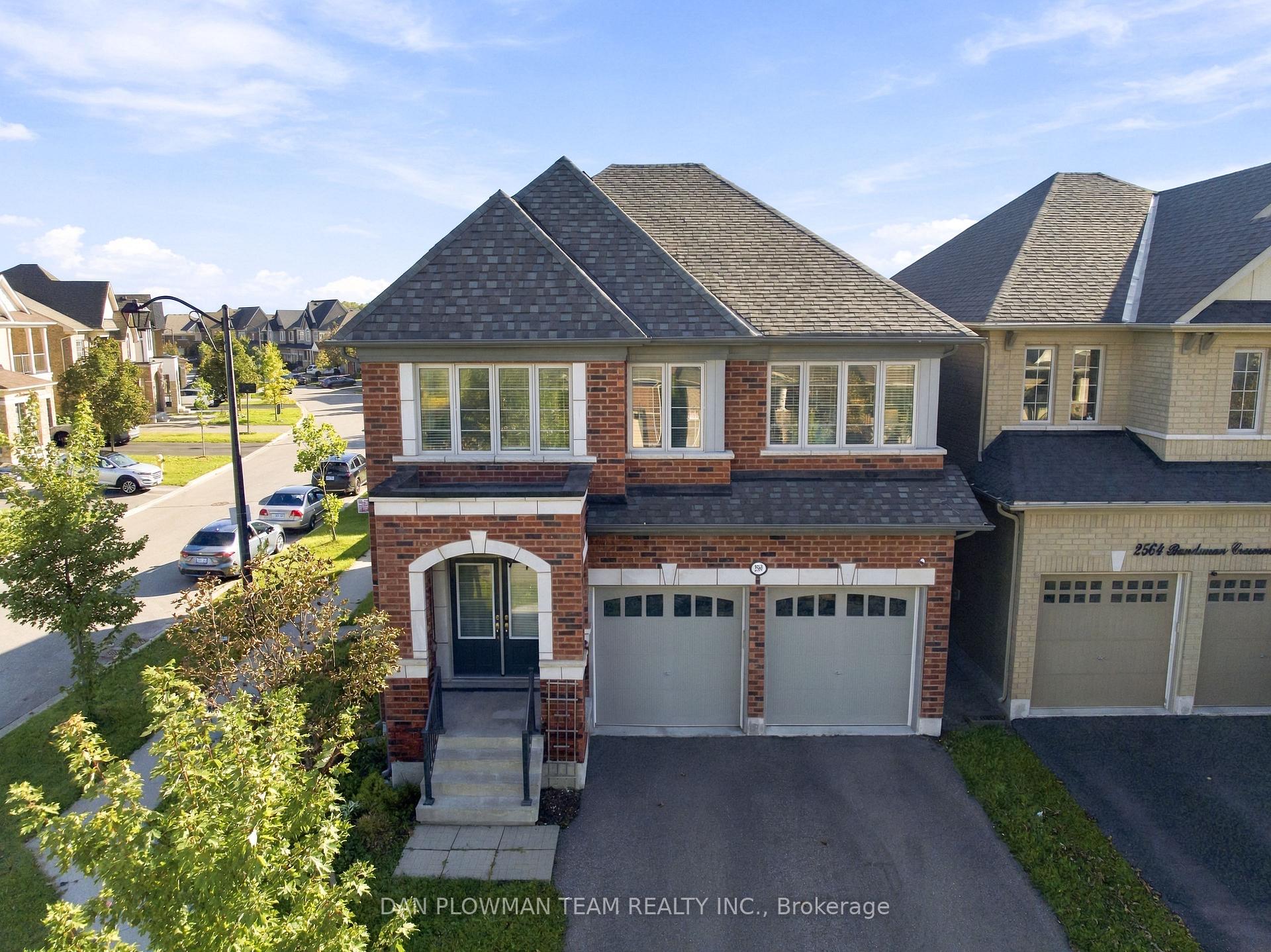 Photo 2 of 2560 Bandsman Crescent, Oshawa, Windfields — HOMEH