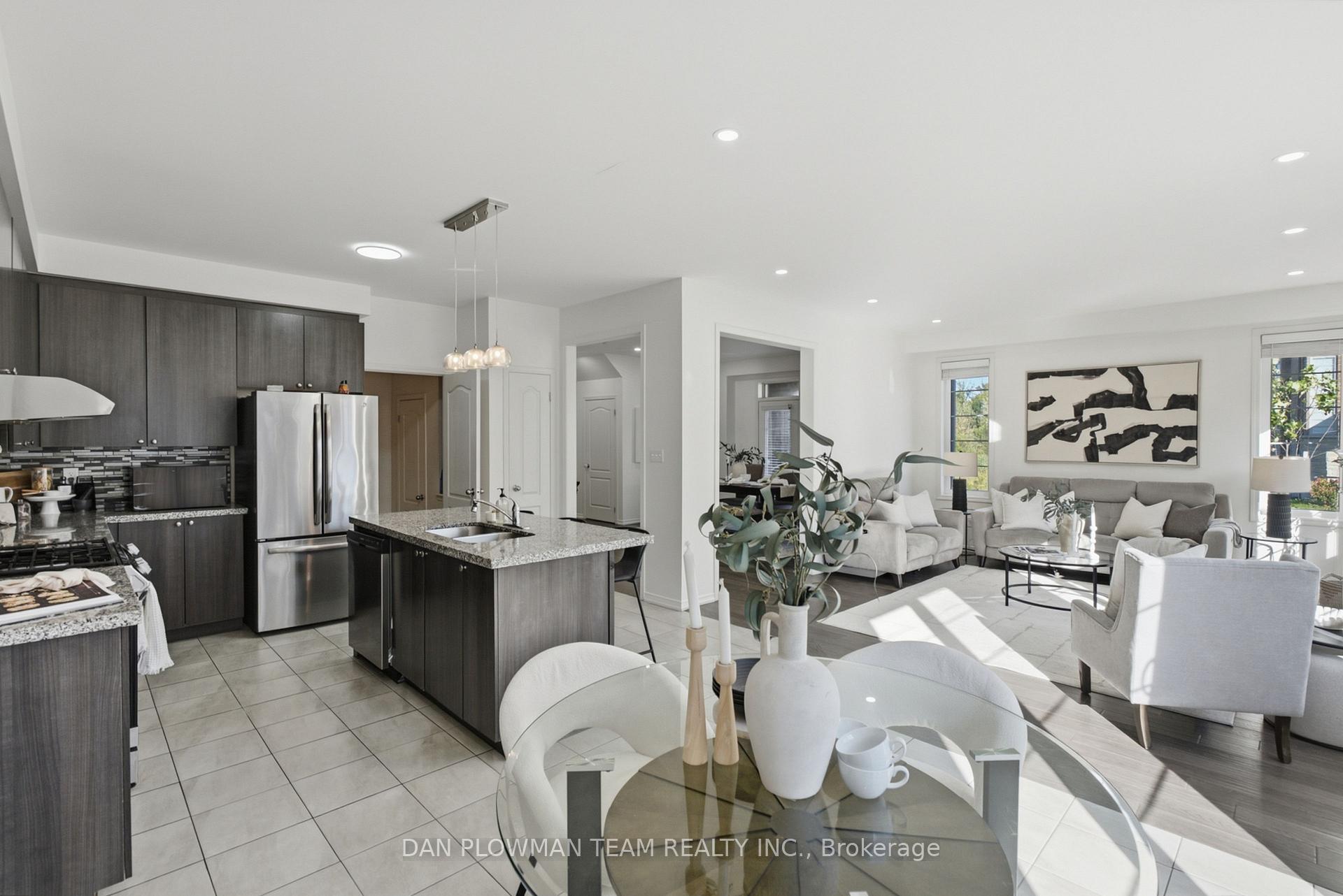 Photo 14 of 2560 Bandsman Crescent, Oshawa, Windfields — HOMEH