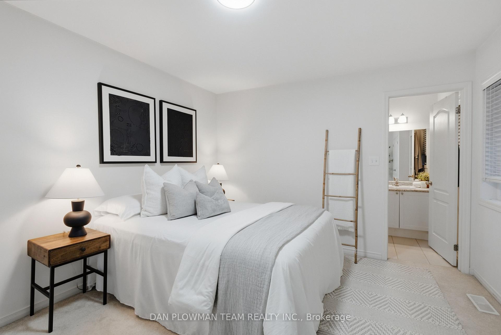 Photo 25 of 2560 Bandsman Crescent, Oshawa, Windfields — HOMEH