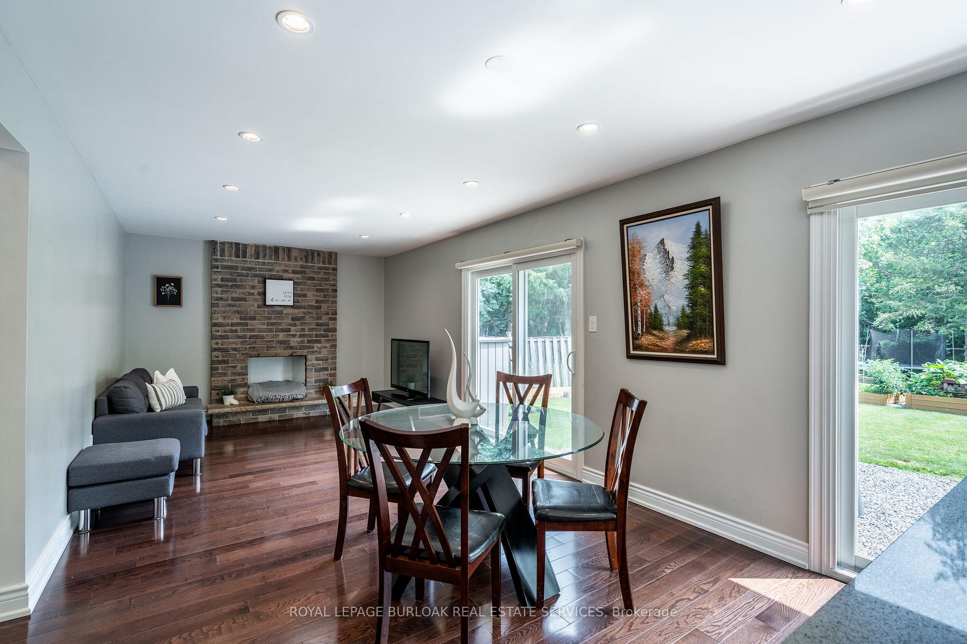 Photo 18 of 2445 Cavendish Drive, Burlington, Brant Hills — HOMEH