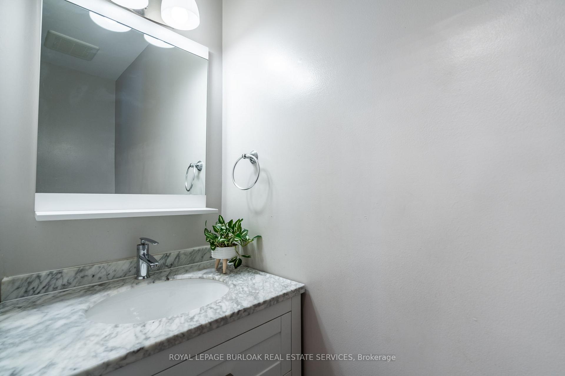 Photo 11 of 2445 Cavendish Drive, Burlington, Brant Hills — HOMEH