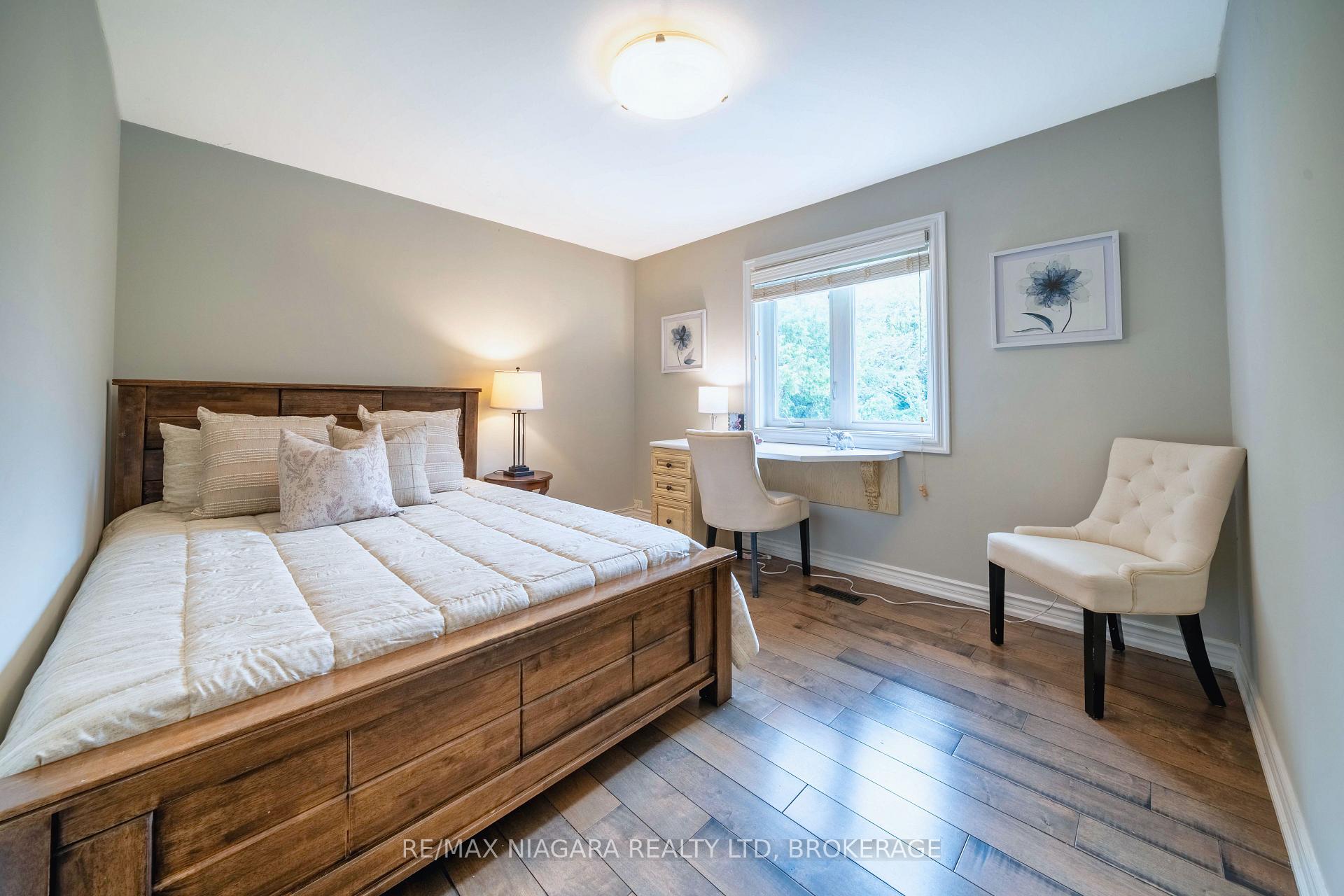 Photo 26 of 2 Aitken Circle, Markham, Unionville — HOMEH