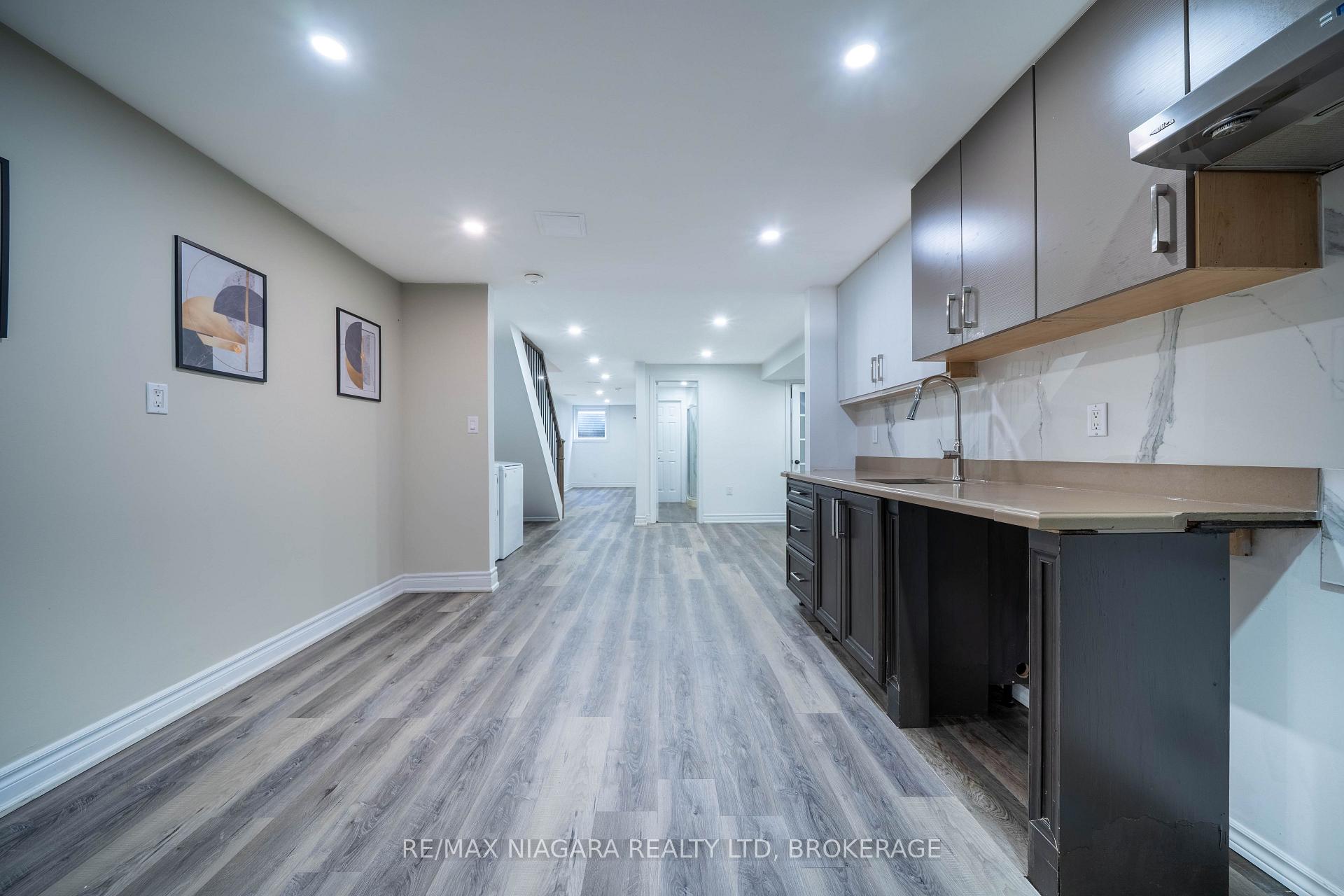 Photo 39 of 2 Aitken Circle, Markham, Unionville — HOMEH