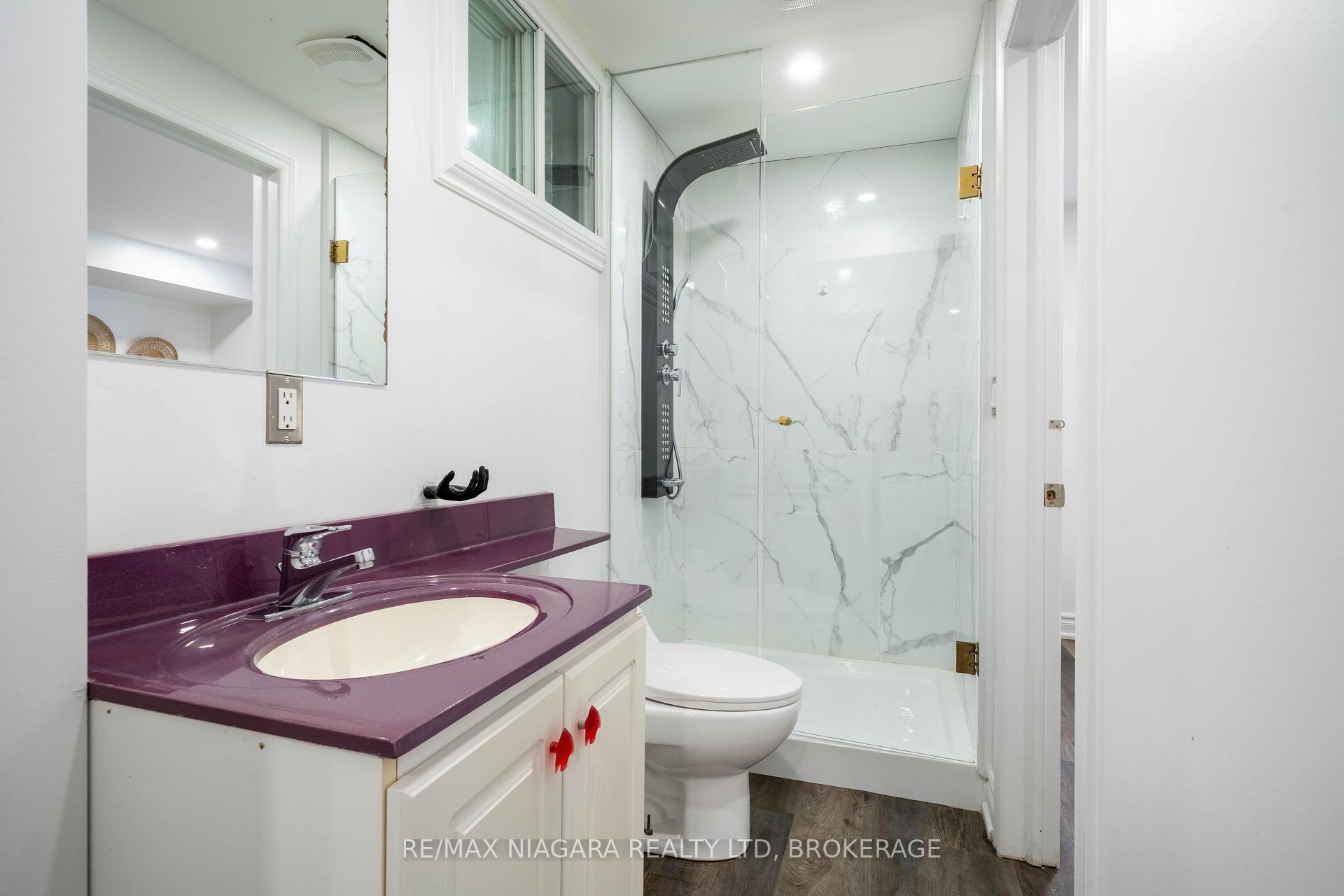 Photo 42 of 2 Aitken Circle, Markham, Unionville — HOMEH