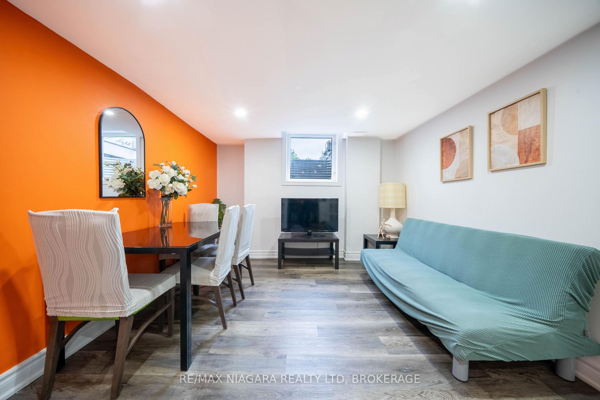 Photo 44 of 2 Aitken Circle, Markham, Unionville — HOMEH