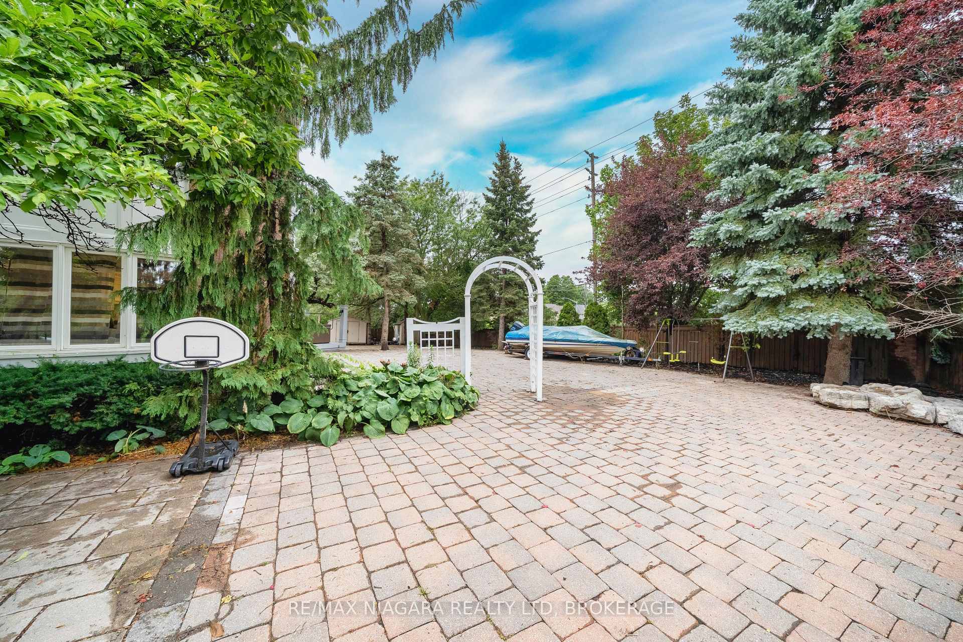 Photo 46 of 2 Aitken Circle, Markham, Unionville — HOMEH