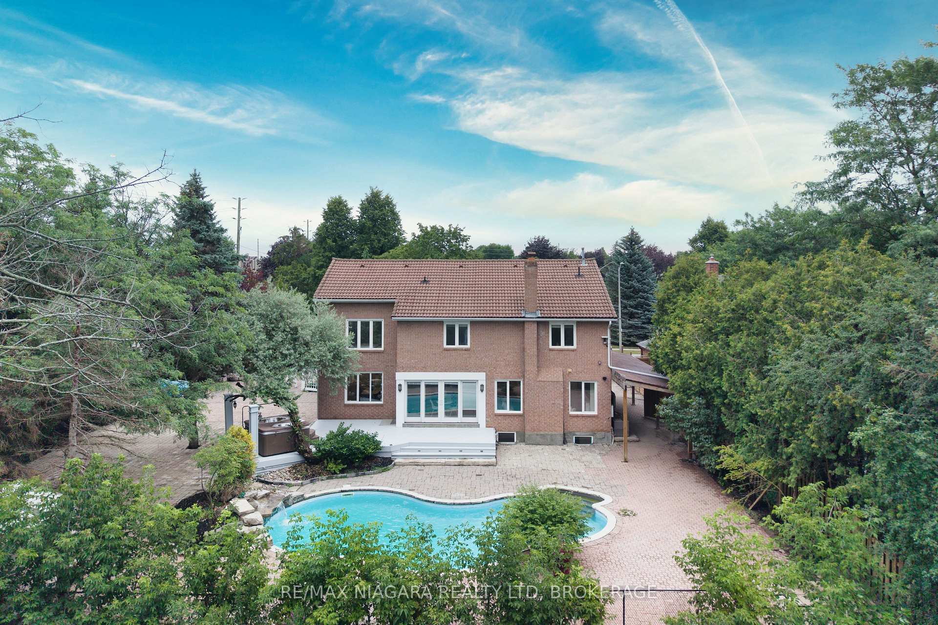 Photo 50 of 2 Aitken Circle, Markham, Unionville — HOMEH