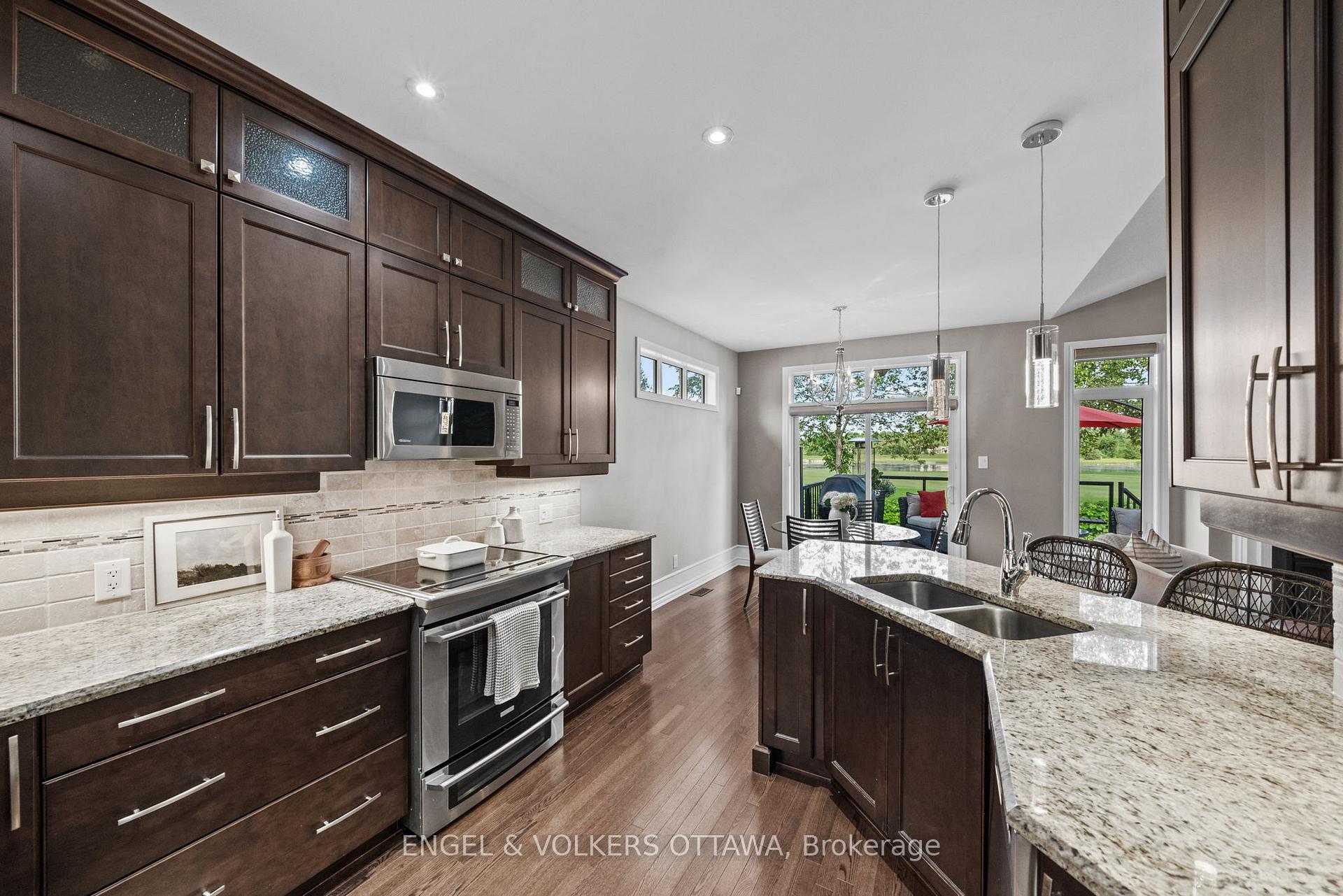 Photo 17 of 112 Equinelle Drive, North Grenville, North Grenville Twp (Kemptville South) — HOMEH