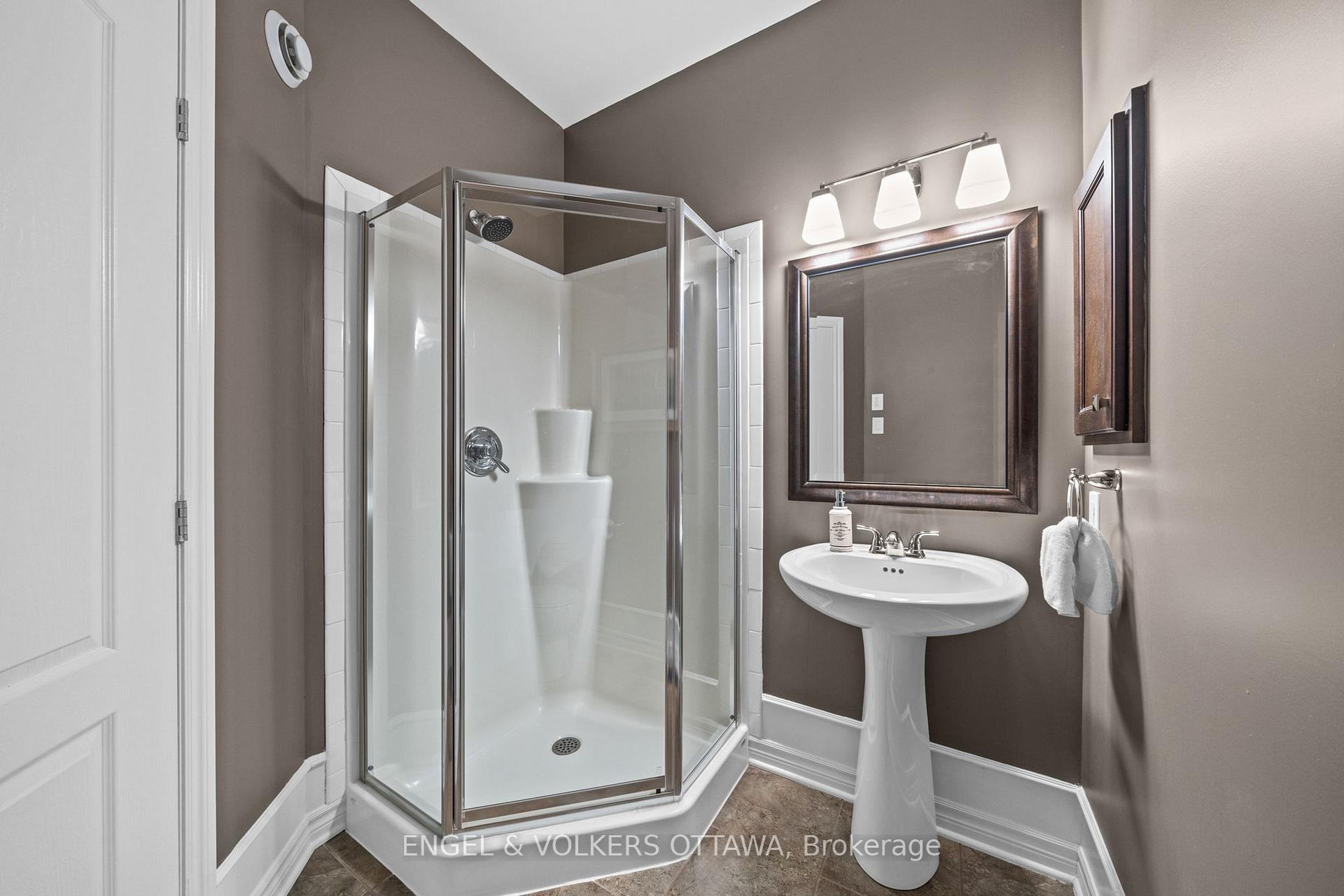 Photo 28 of 112 Equinelle Drive, North Grenville, North Grenville Twp (Kemptville South) — HOMEH