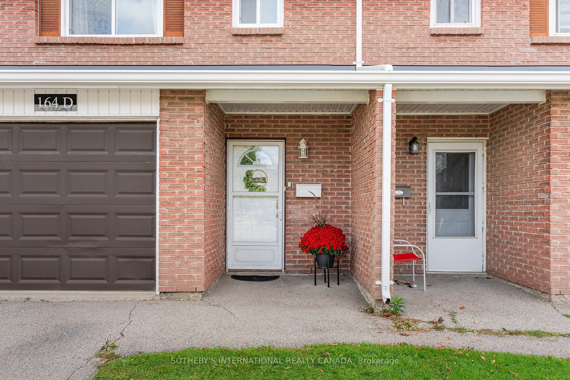 Photo 5 of Unit D, 164 Henry Street, Brantford, Braneida Industrial Park — HOMEH